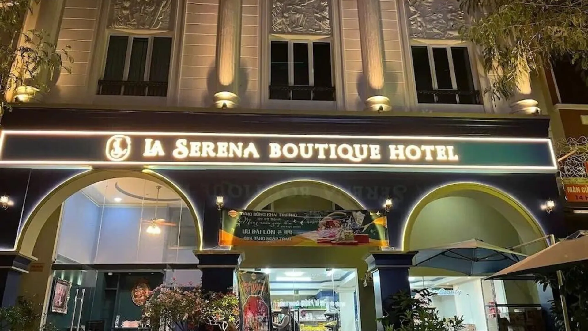 호치민 라 세레나 호텔 앤 아파트먼트 3성급 호텔 로비