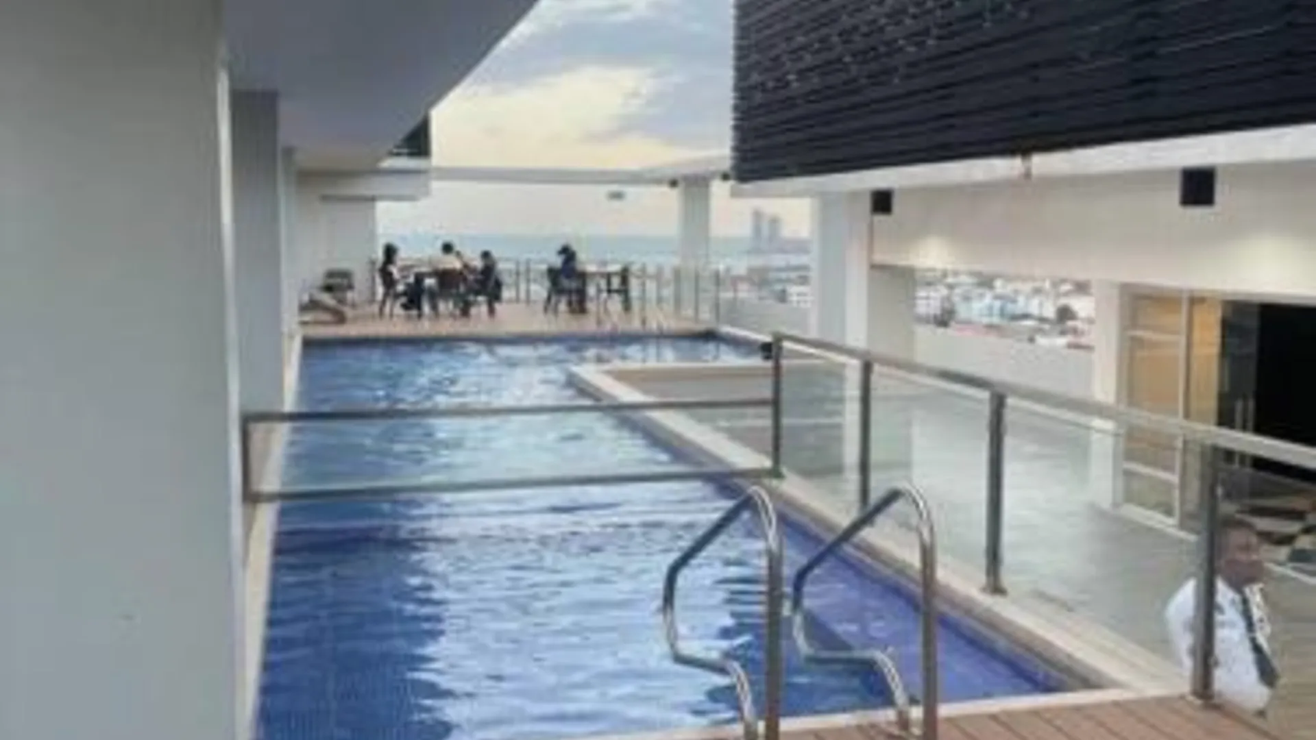 세부 IDC's Place @ West Jones Residences Fuente Cebu 4성급 게스트하우스 외관