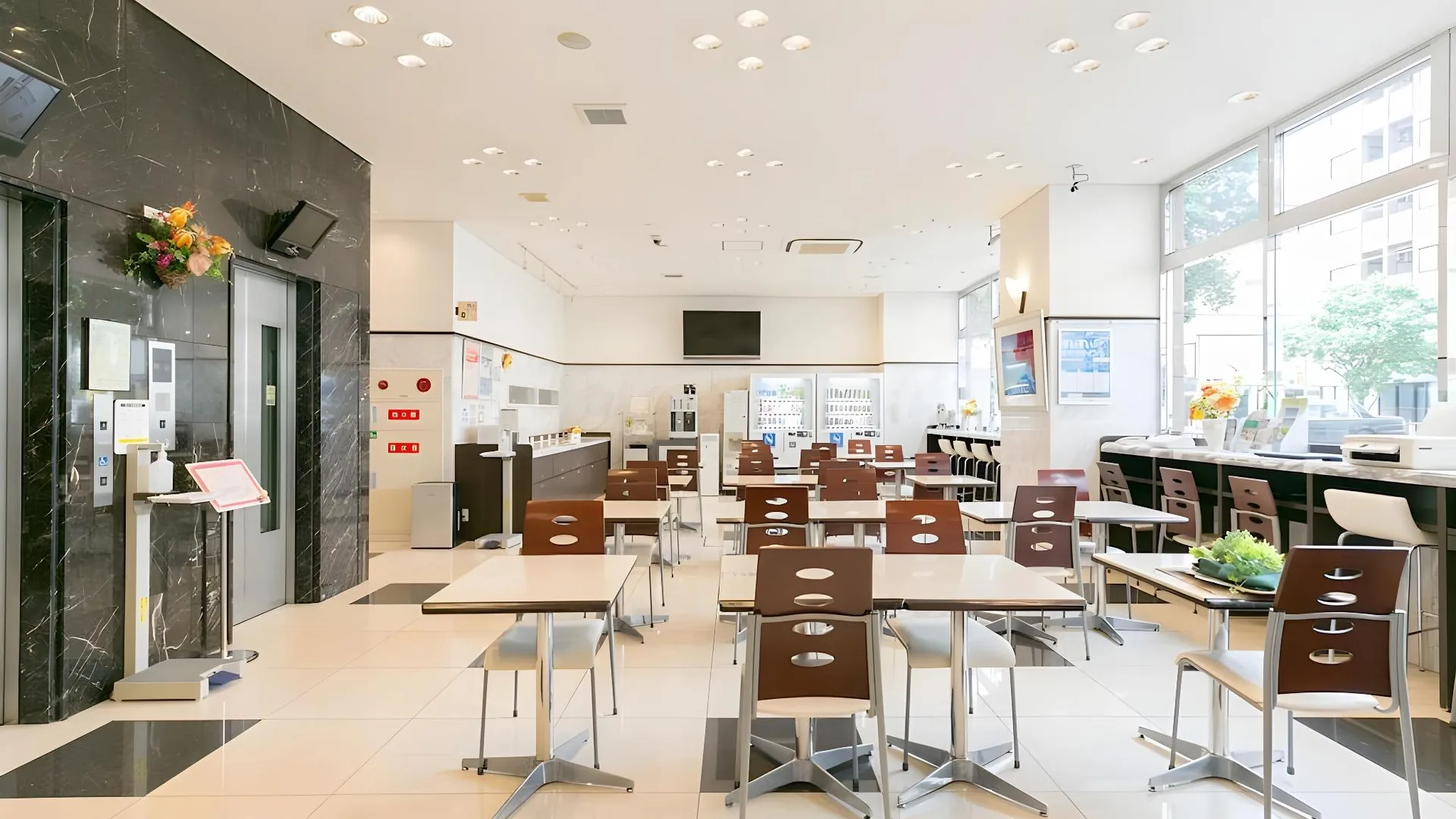 도쿄 / 동경 토요코 인 도쿄 아카바네-에키 히가시-구치 3성급 호텔 로비