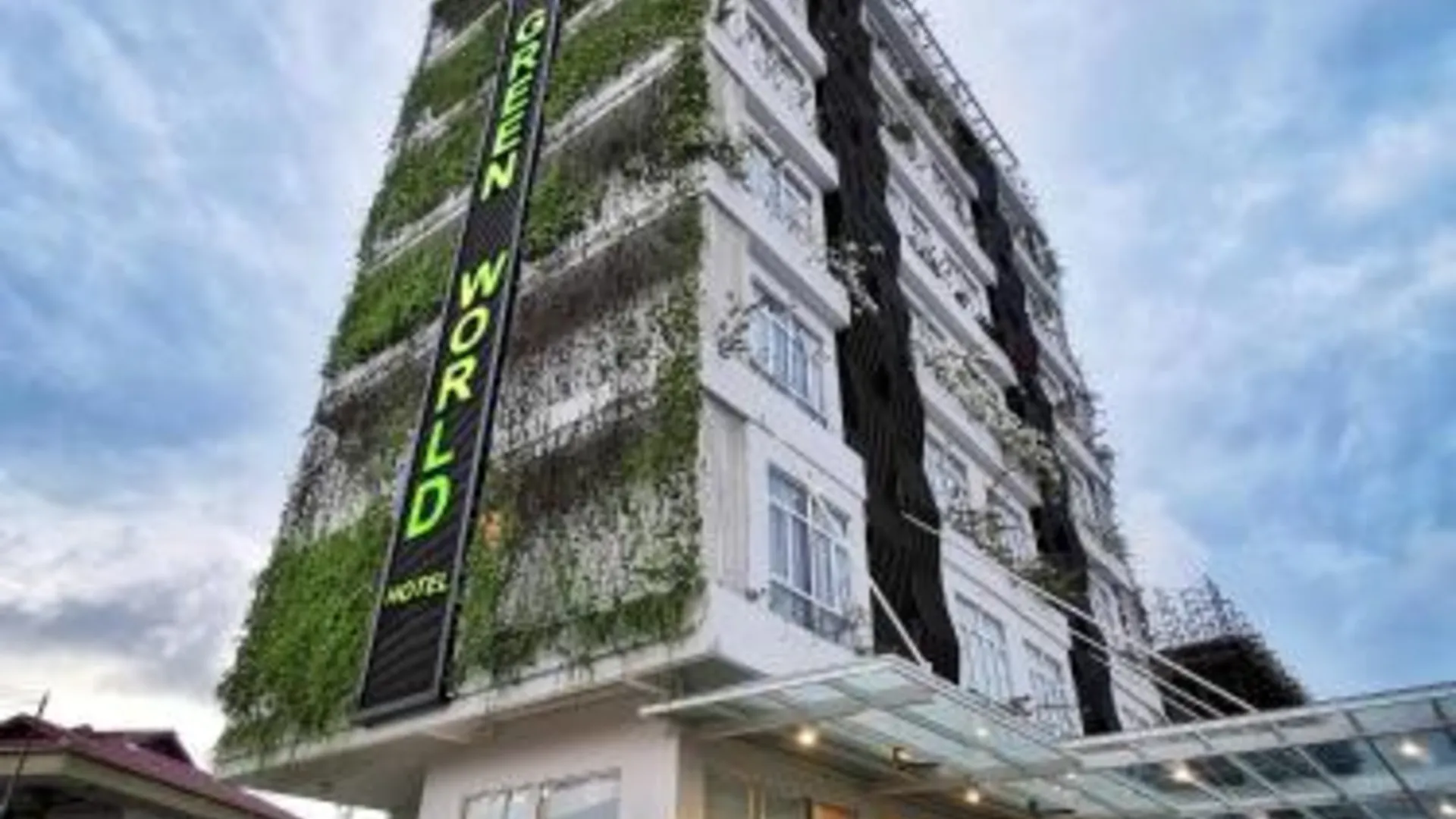 셈포르나 그린 월드 호텔 3성급 호텔 스위트룸