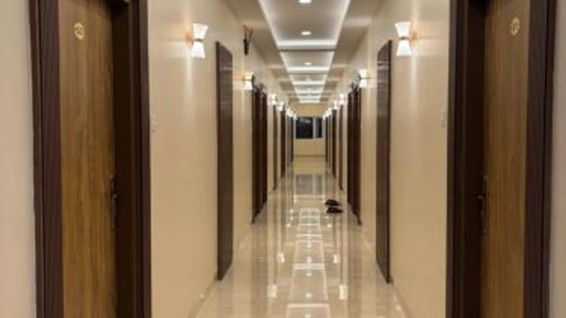 람메스와람 Hotel Saesha International 3성급 호텔 레스토랑