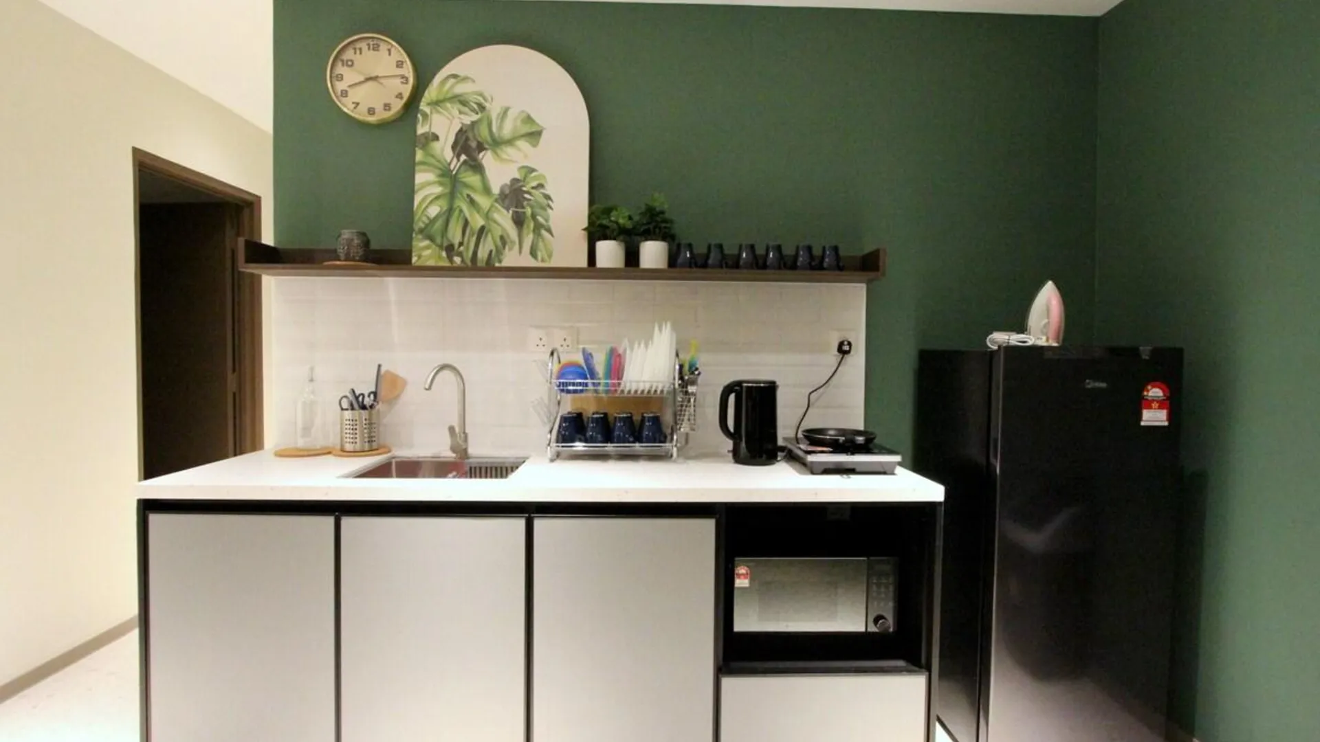 말라카 존커의 프라이빗 하우스 (1200m², 침실 4개, 프라이빗 욕실 4개) 4성급 게스트하우스 수영장