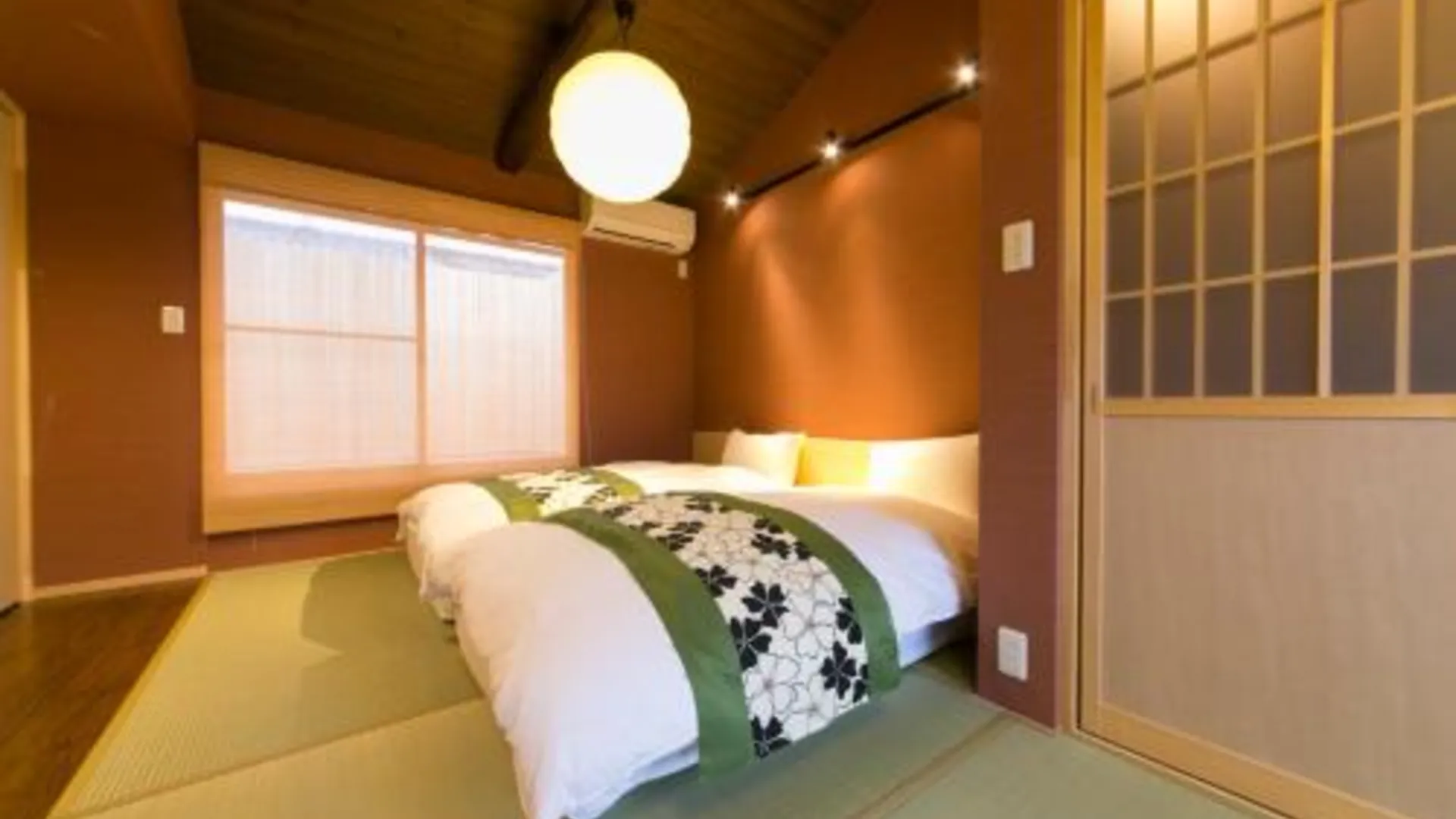 교토 京一軒町家 さと居 香雪 SATOI KOSETSU Shichijo-Mibu 4성급 게스트하우스 스위트룸