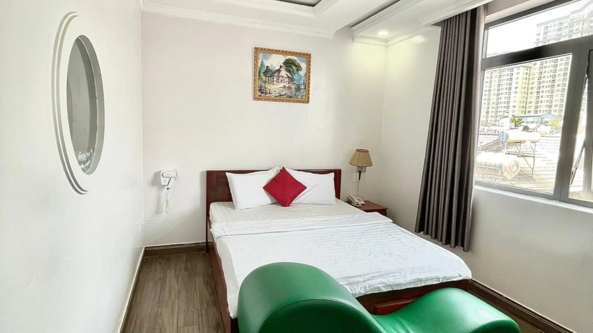 호치민 퀸 빅토리아 2성급 호텔 전망