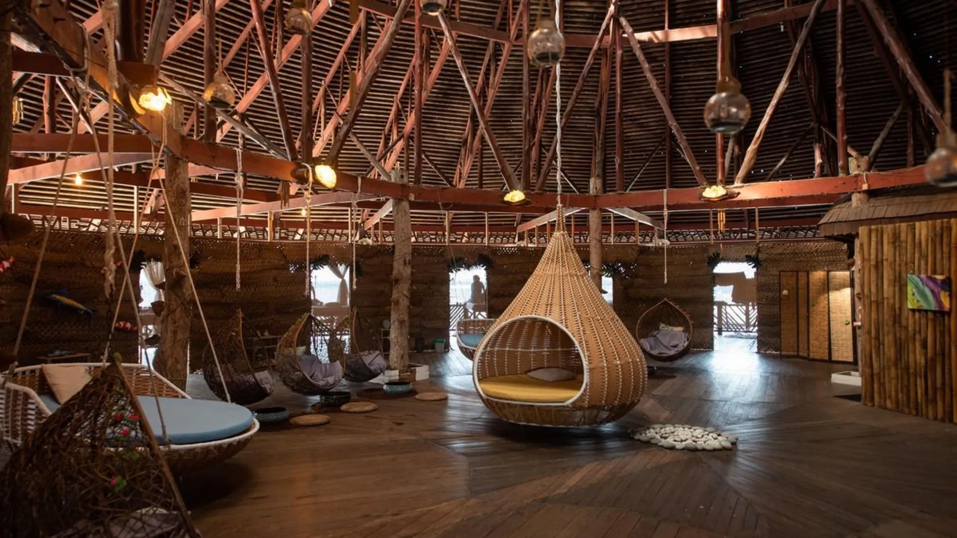 셈포르나 드래곤 인 플로팅 리조트 1성급 호텔 로비