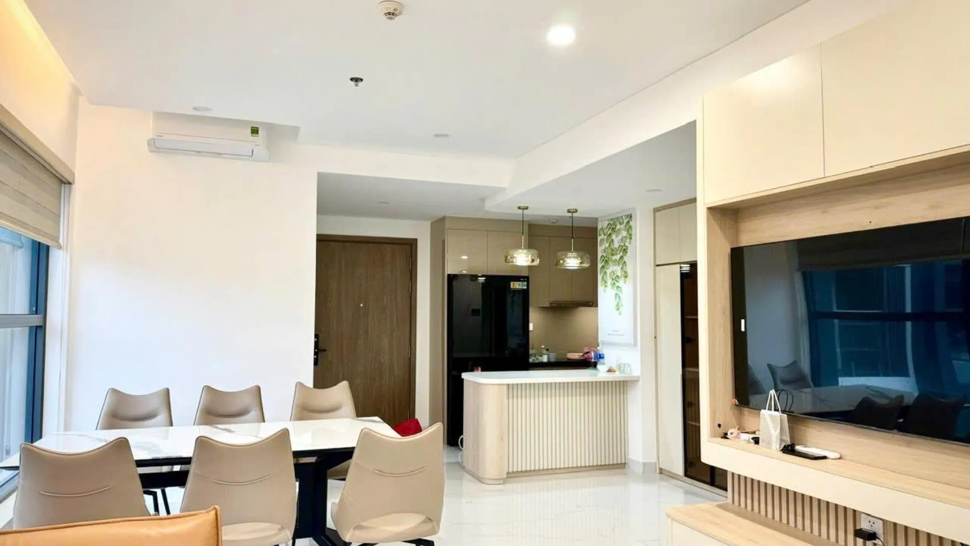 호치민 탄푸의 아파트먼트 (88m², 침실 2개, 프라이빗 욕실 2개) 5성급 싱글룸 외관