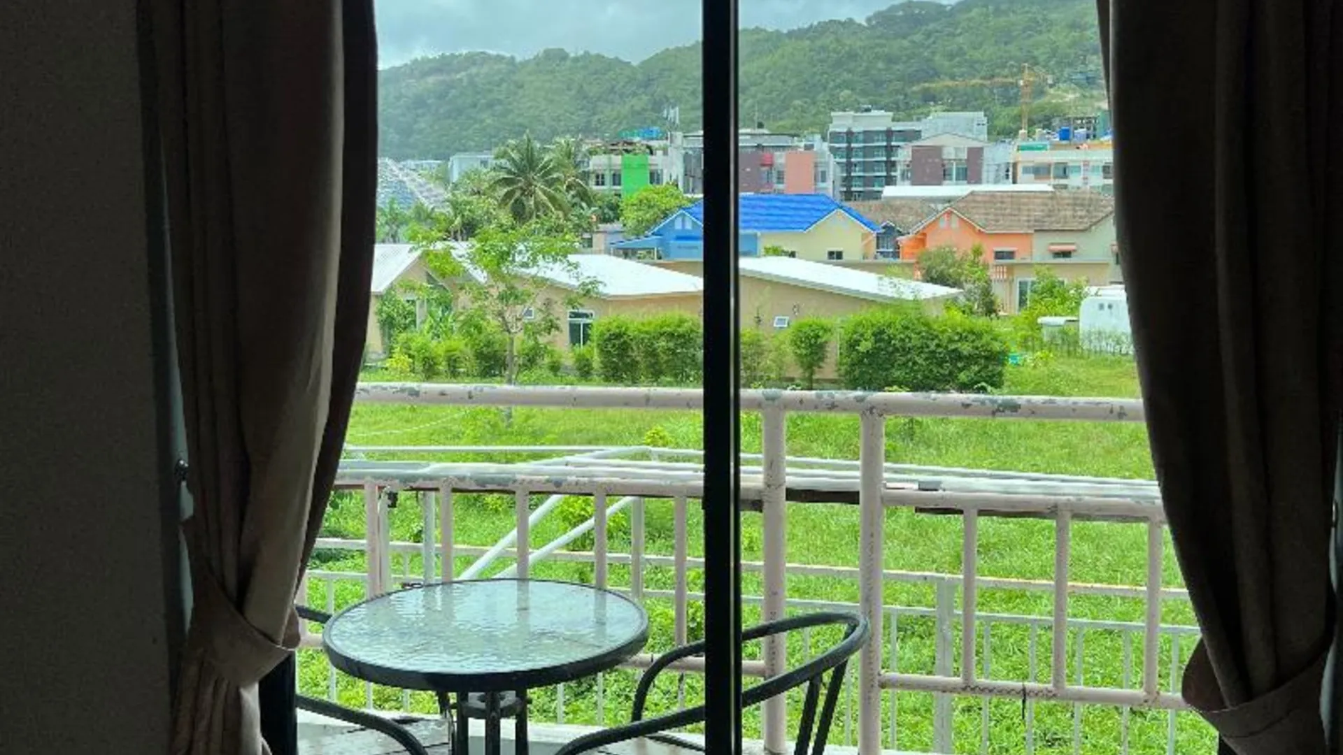 푸켓 Chilli Salza Patong 3성급 호텔 전망