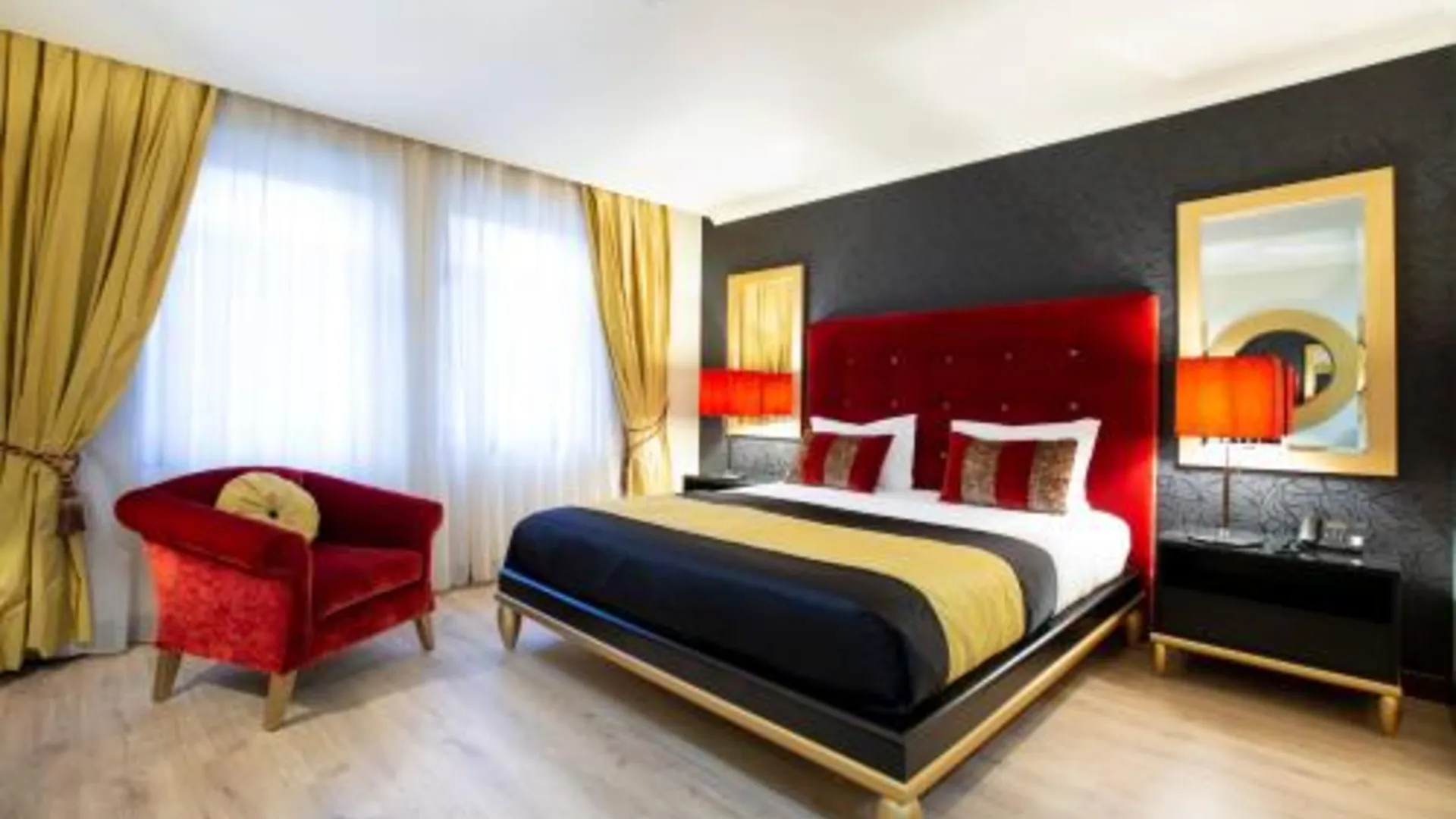 아베이루 Veneza Hotel 3성급 호텔 스위트룸