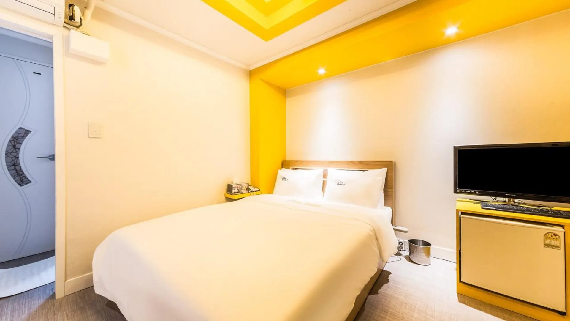 서울 장안 하얀 3성급 호텔 객실