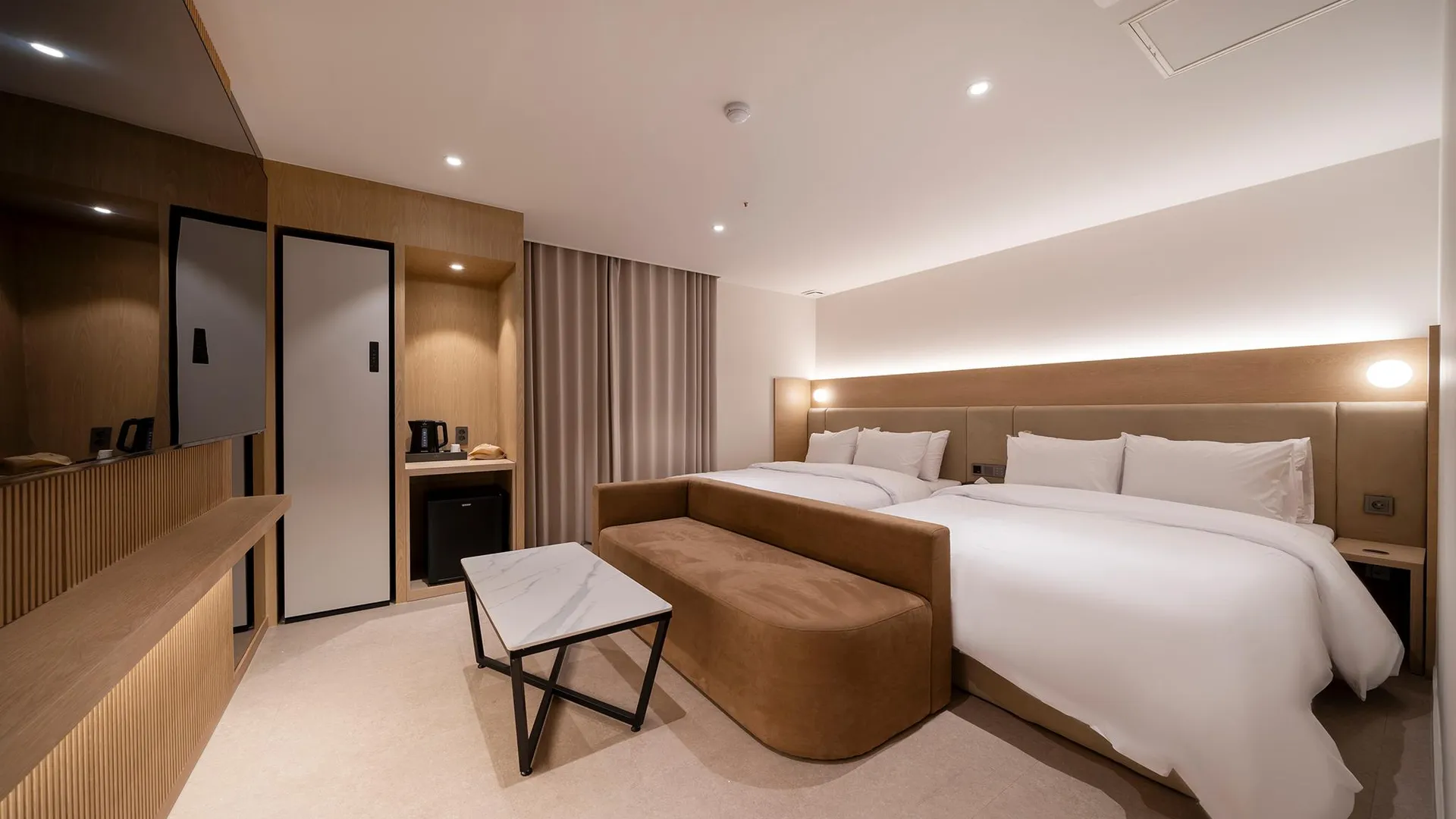 서울 성신여대역 우디(WOODY) 1성급 호텔 스위트룸