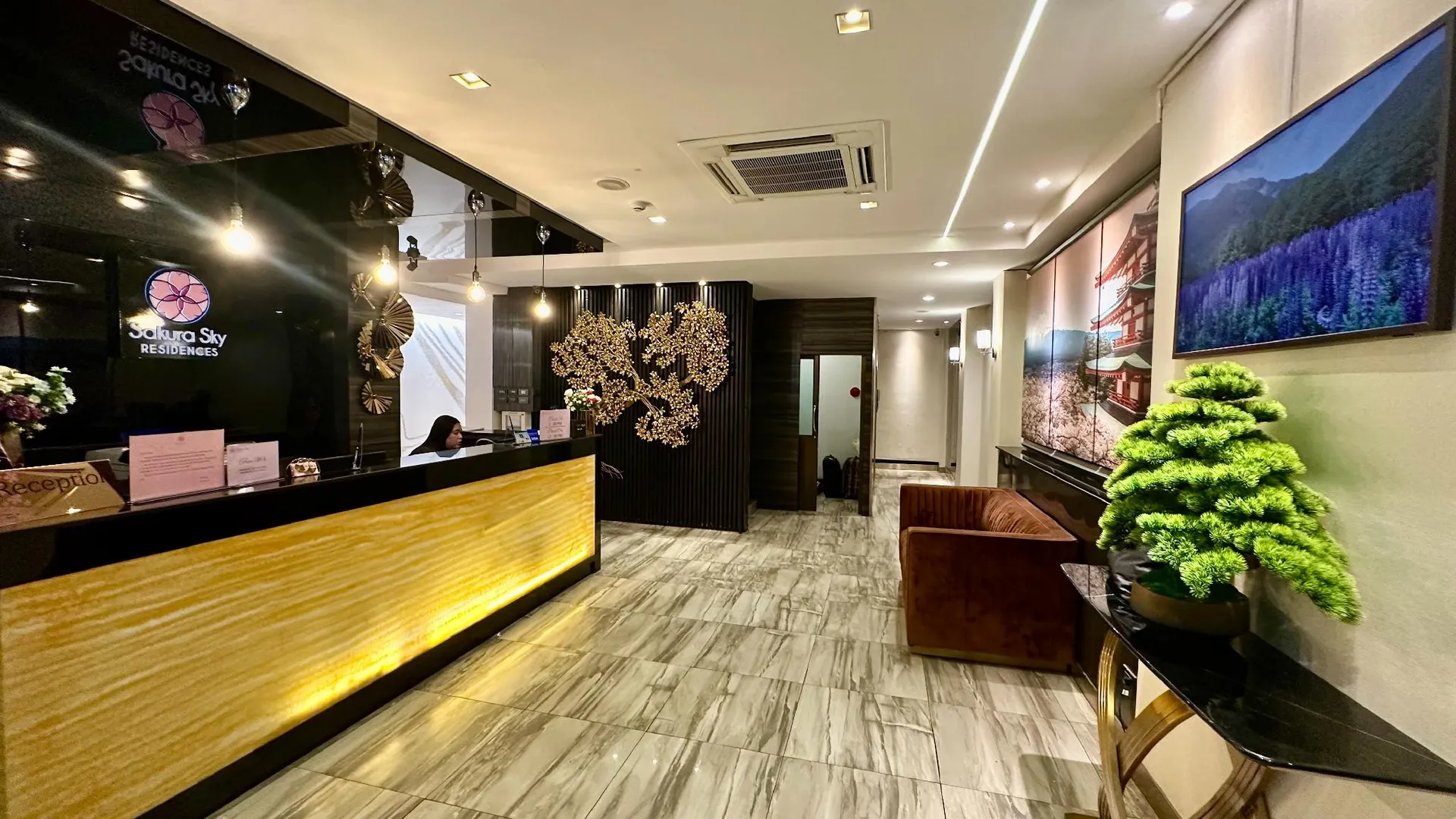 방콕 사쿠라 스카이 레지던스 2성급 호텔 전망