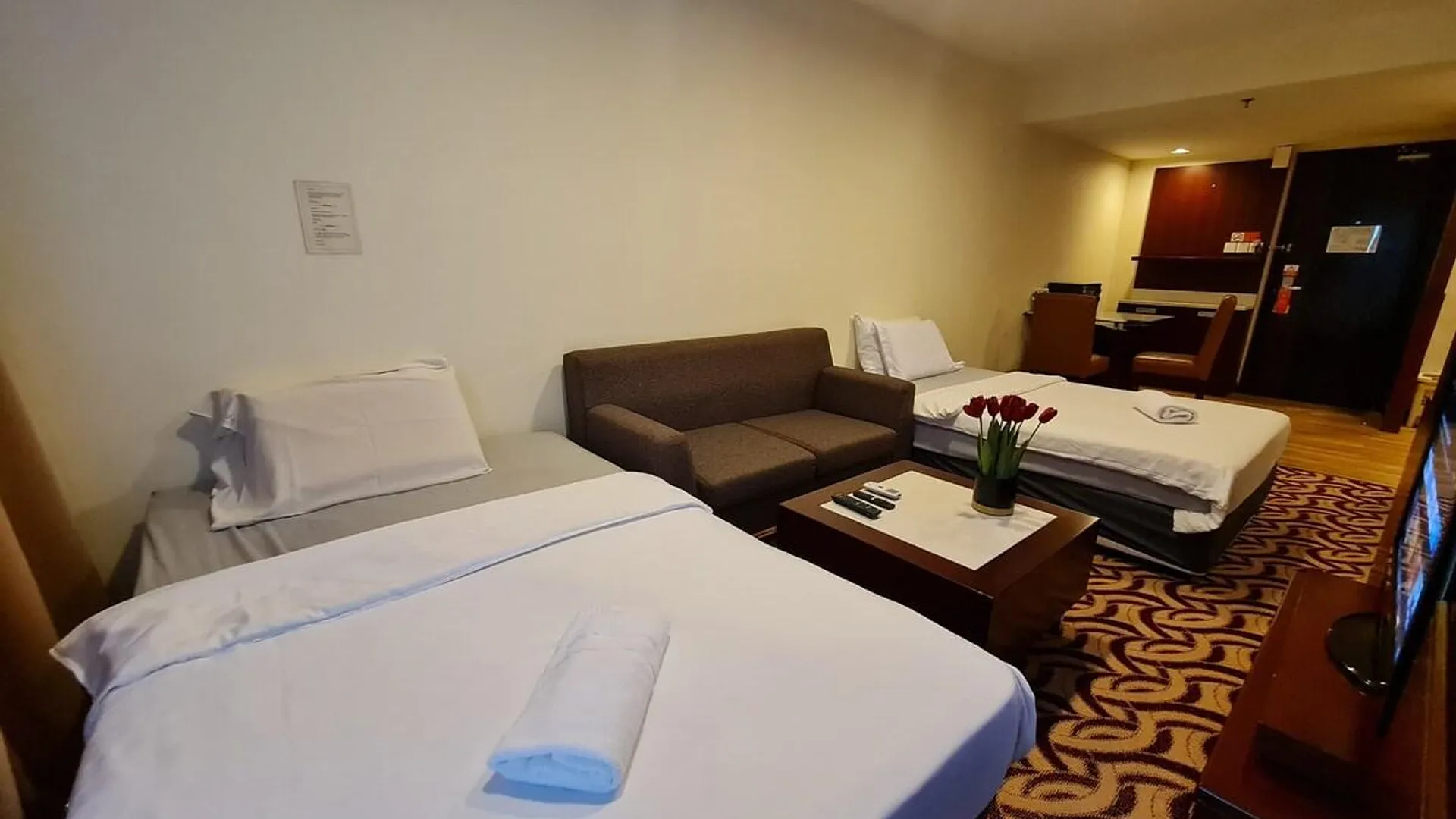 코타키나발루 시티 센터의 프라이빗 하우스 (495m², 침실 1개, 프라이빗 욕실 1개) 2성급 싱글룸 레스토랑