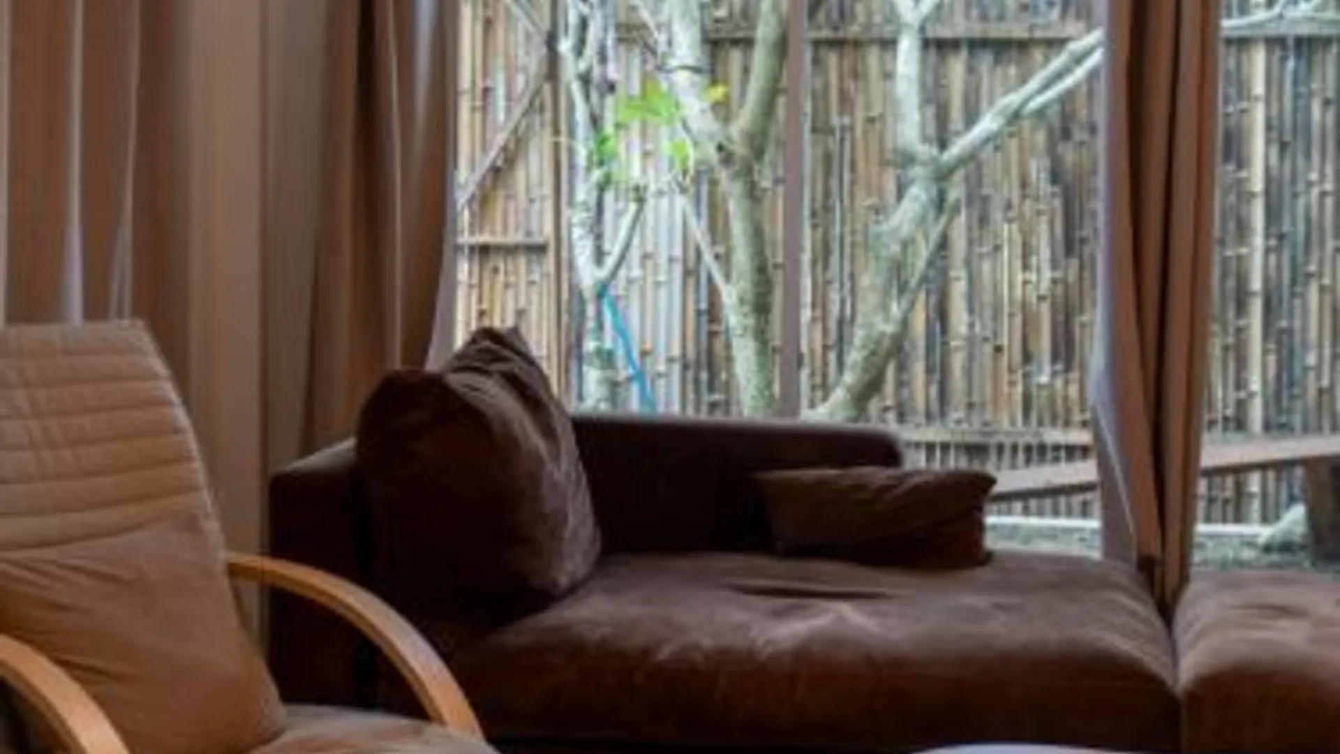 푸켓 The Fifth Bamboo 4성급 호텔 외관