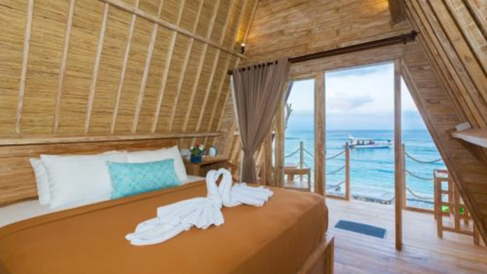 발리 더 드위 선 선 스위트 호텔 스위트룸