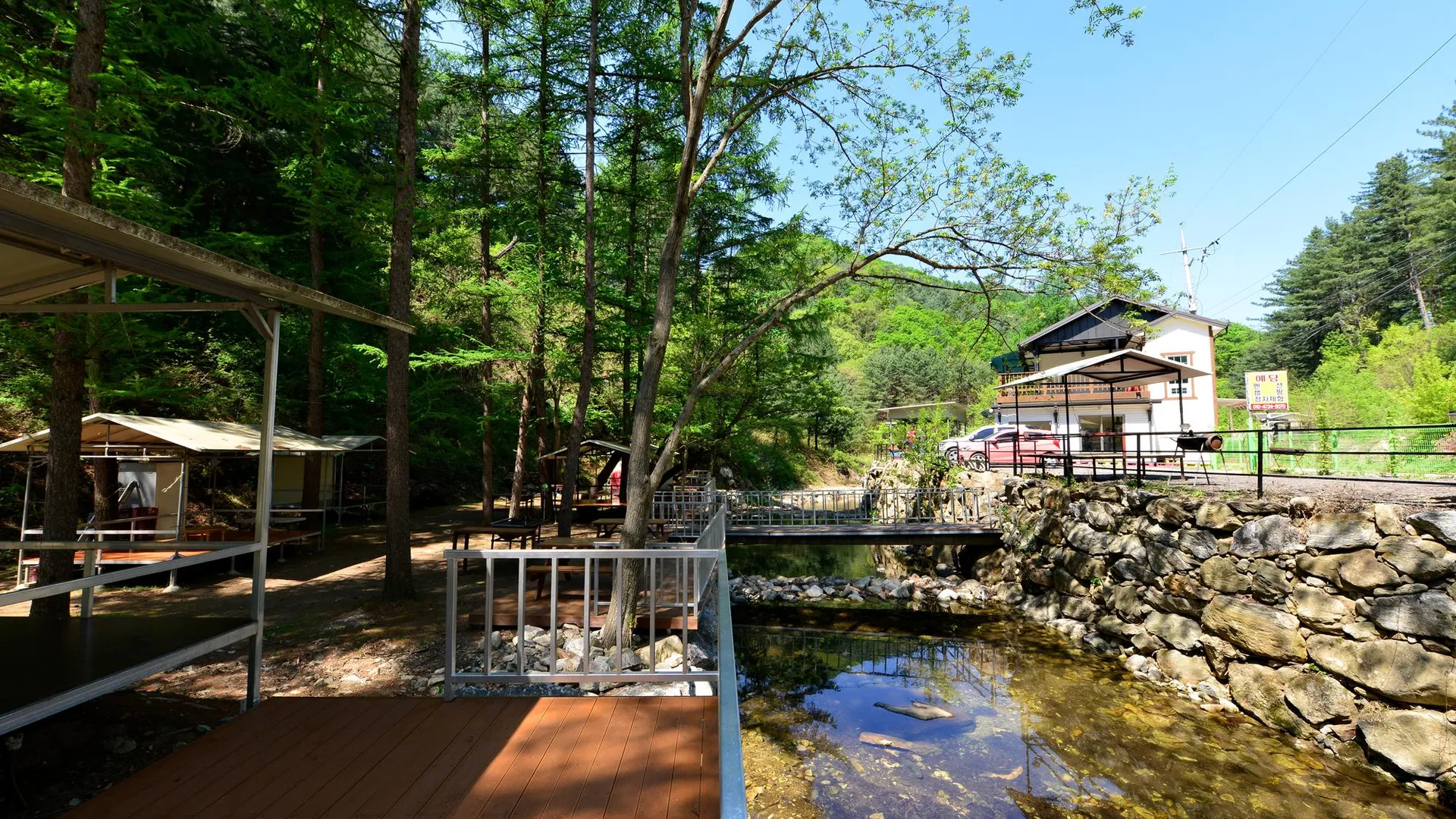 가평 가평 봉미산계곡예당펜션 1성급 게스트하우스 객실