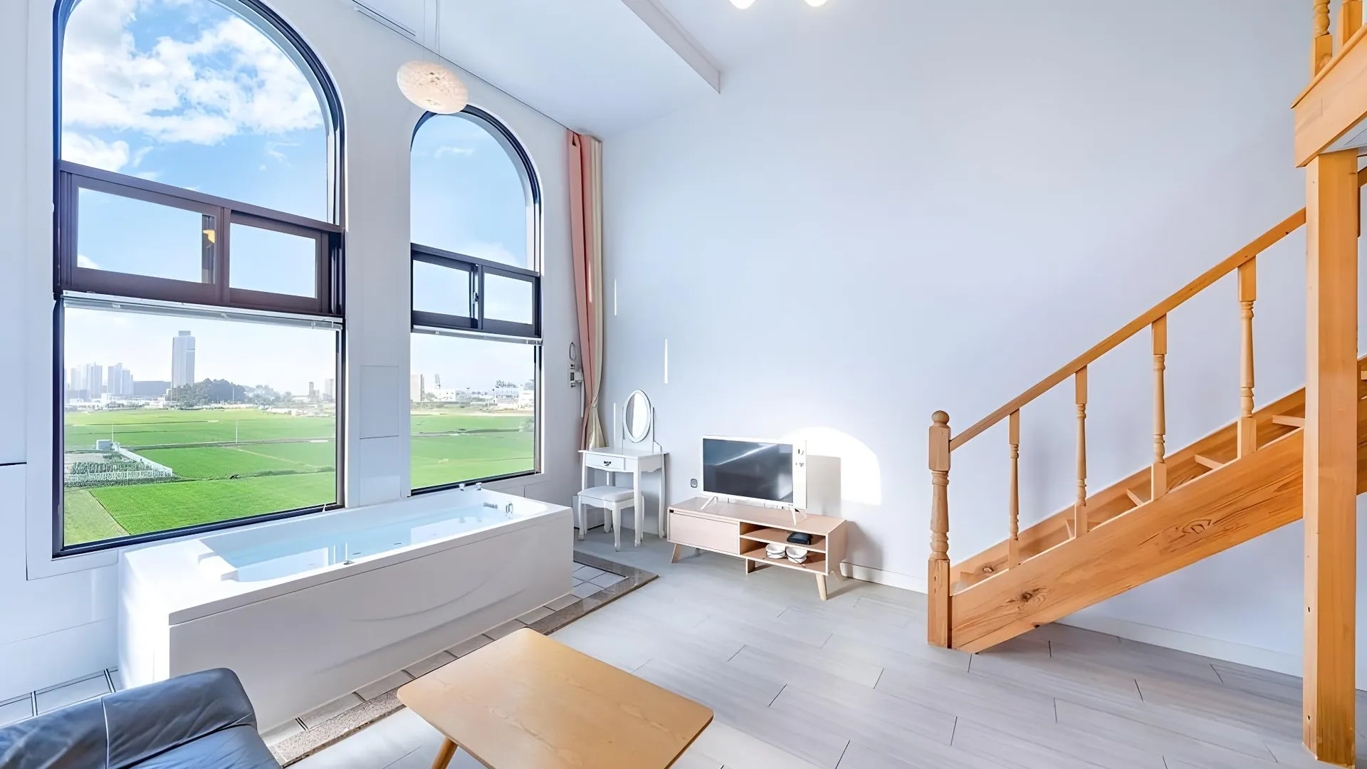 강릉 강릉 아띠랑스 풀빌라앤스파펜션 애견동반 2성급 게스트하우스 스위트룸