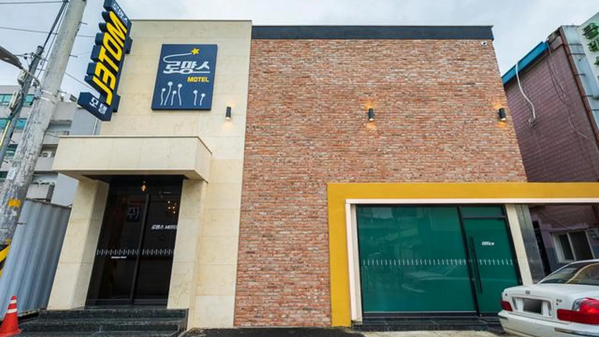 서울 숙명여대 스테이션 로맨스 호텔 수영장