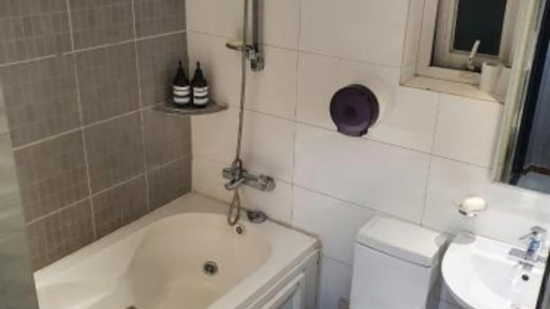 서울 달고나 게스트하우스 2성급 호텔 스위트룸