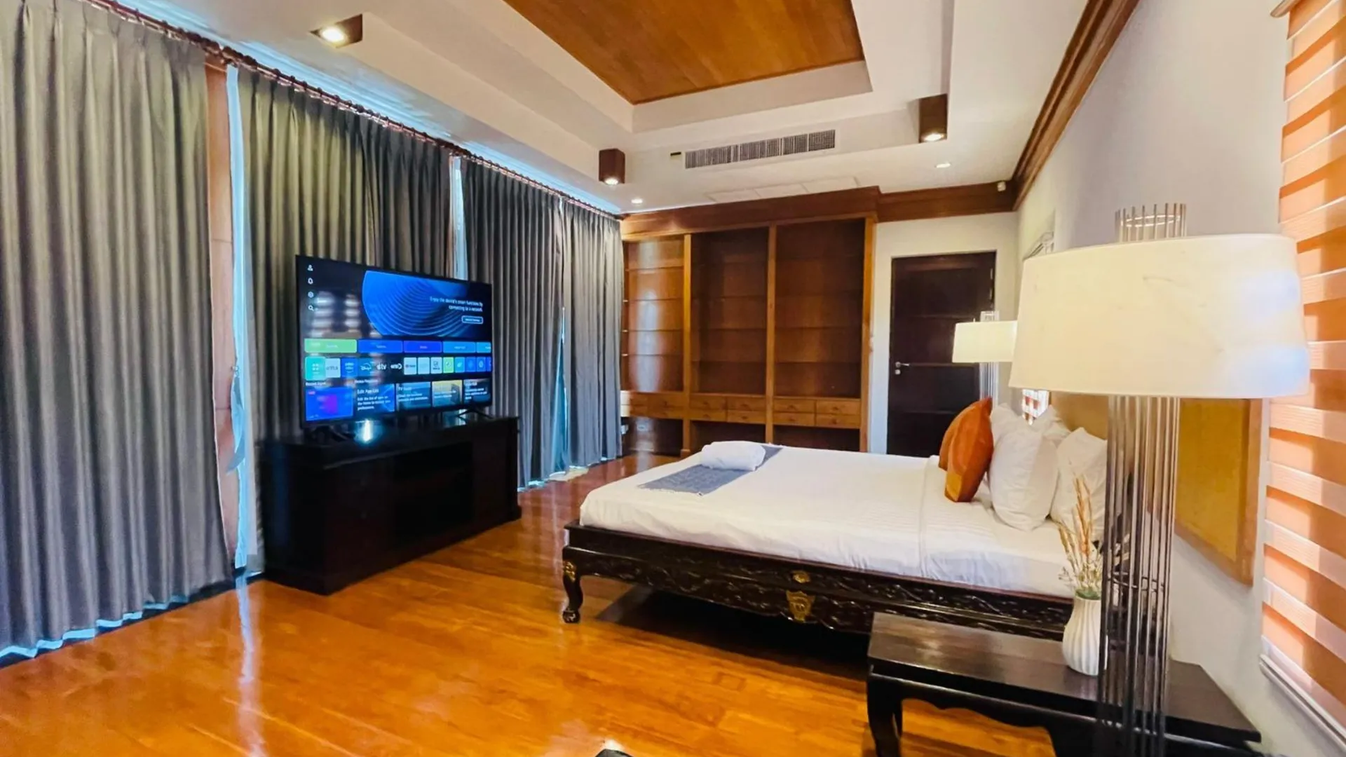 푸켓 라와이의 빌라 (1111m², 침실 6개, 프라이빗 욕실 8개) 4성급 게스트하우스 스위트룸