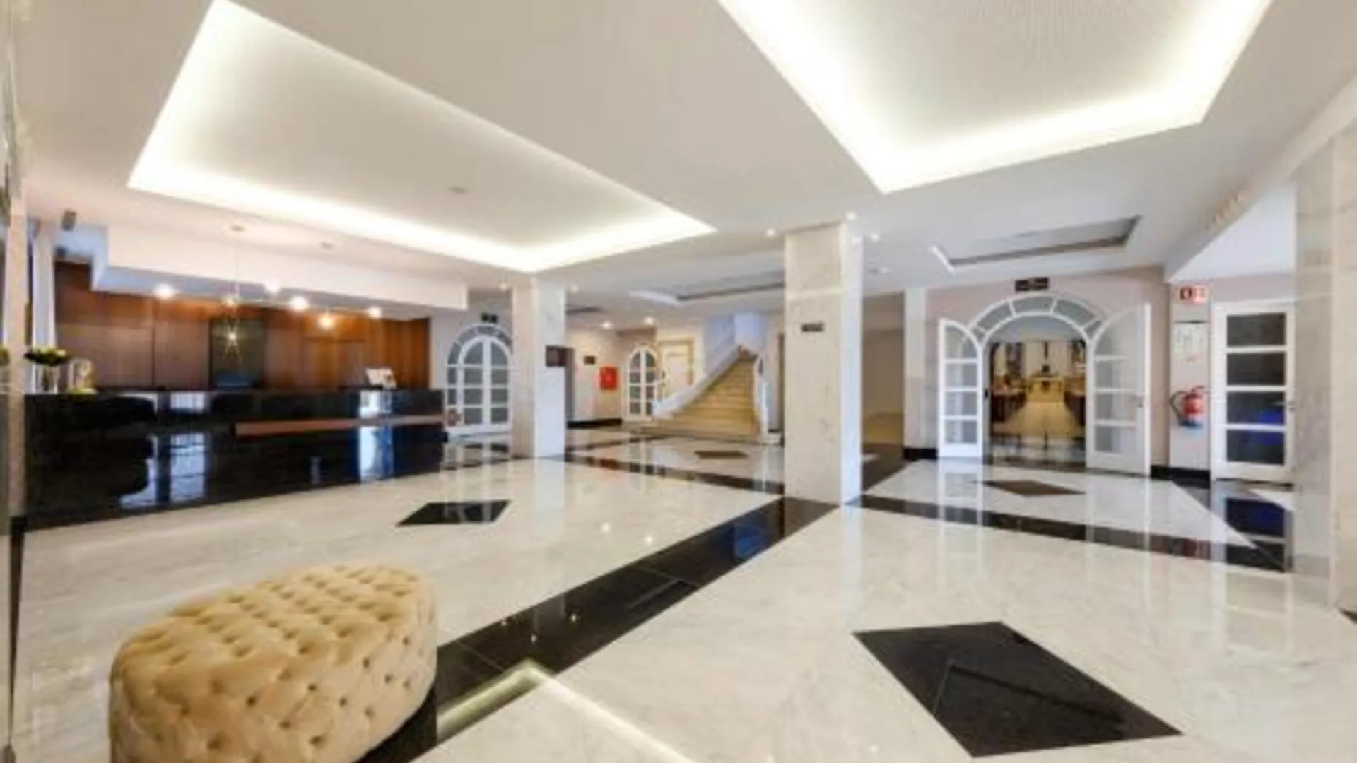 파티마 SDivine Fatima Hotel, Congress & Spirituality 4성급 호텔 로비