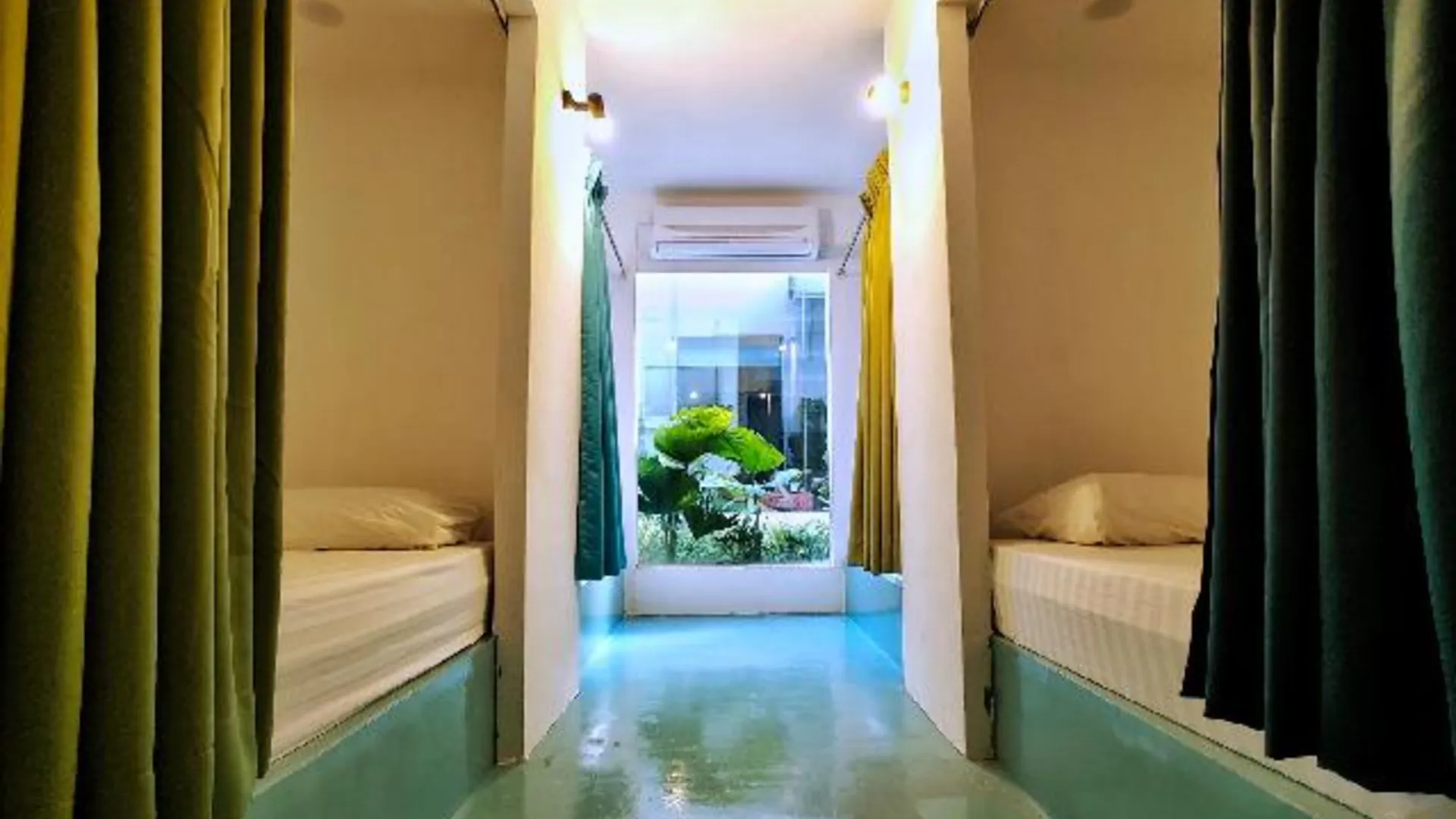 이포 베드 인 가든 호스텔 4성급 호텔 스위트룸