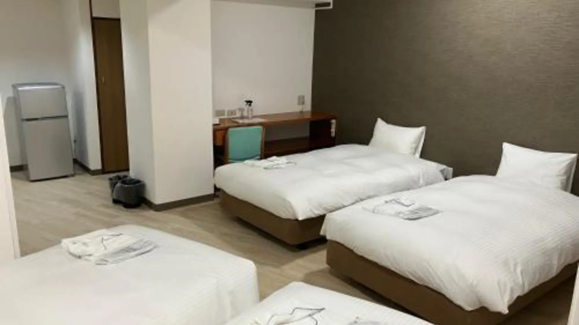 오키나와 본섬 에나직 오키나와 코쿠사이 플라자 호텔 2성급 호텔 스위트룸