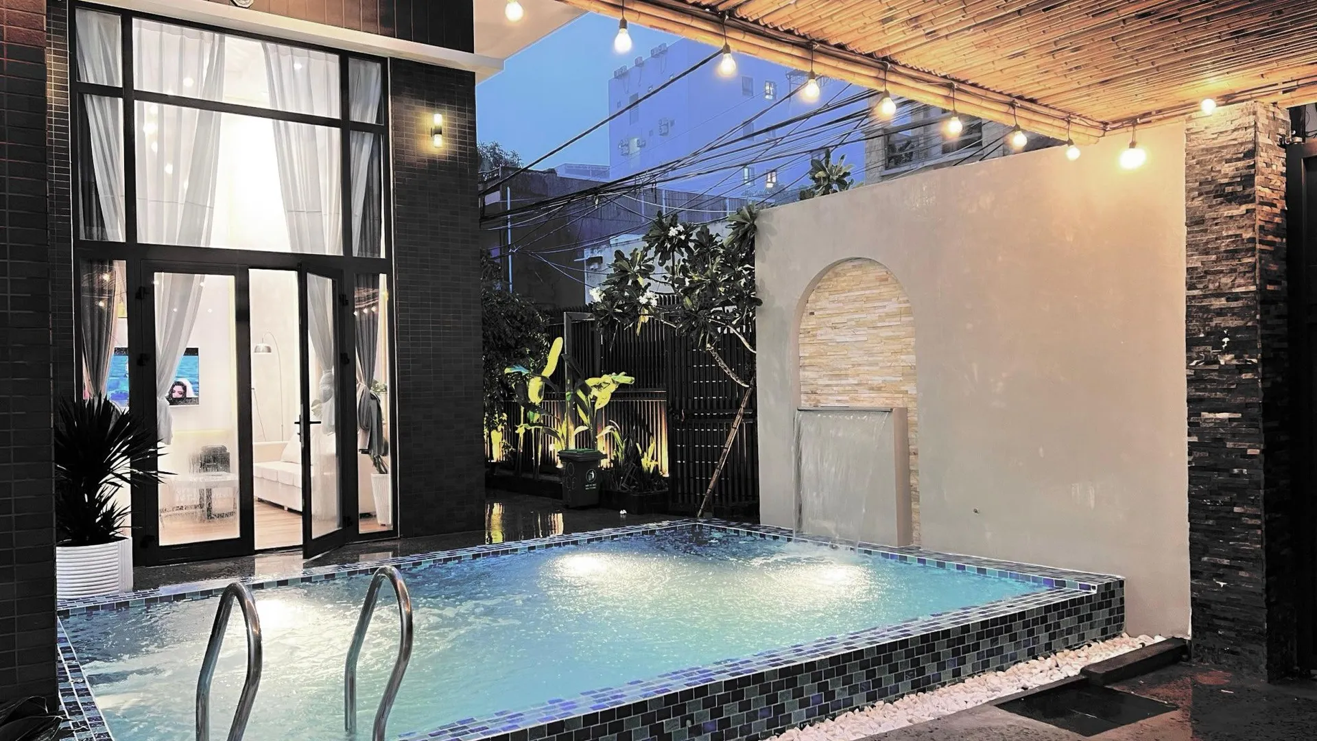 다낭 프억 미의 빌라 (200m², 침실 6개, 프라이빗 욕실 8개) 3성급 싱글룸 객실