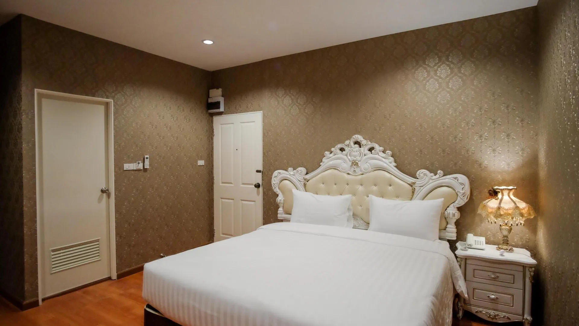 방콕 디 오존 에어포트 인 2성급 호텔 스위트룸