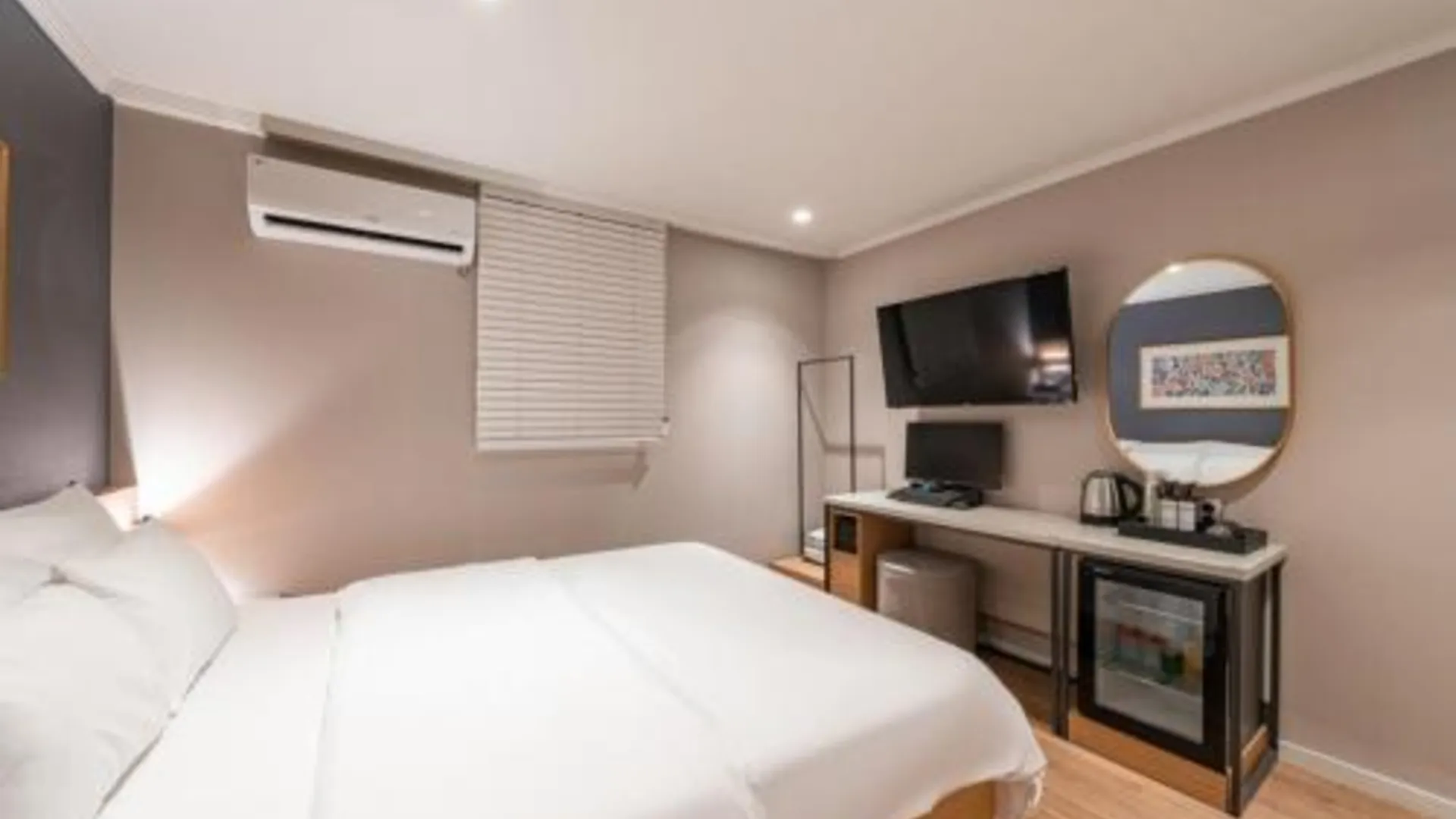 서울 잠실 넘버25호텔 방이점 호텔 객실