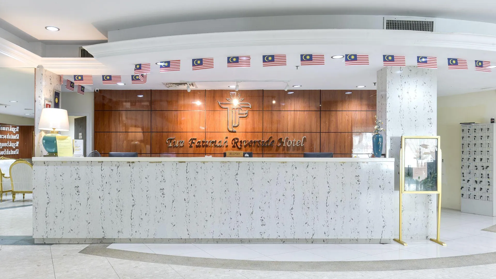 말라카 Sunday Malacca Formerly Tun Fatimah 3성급 호텔 레스토랑