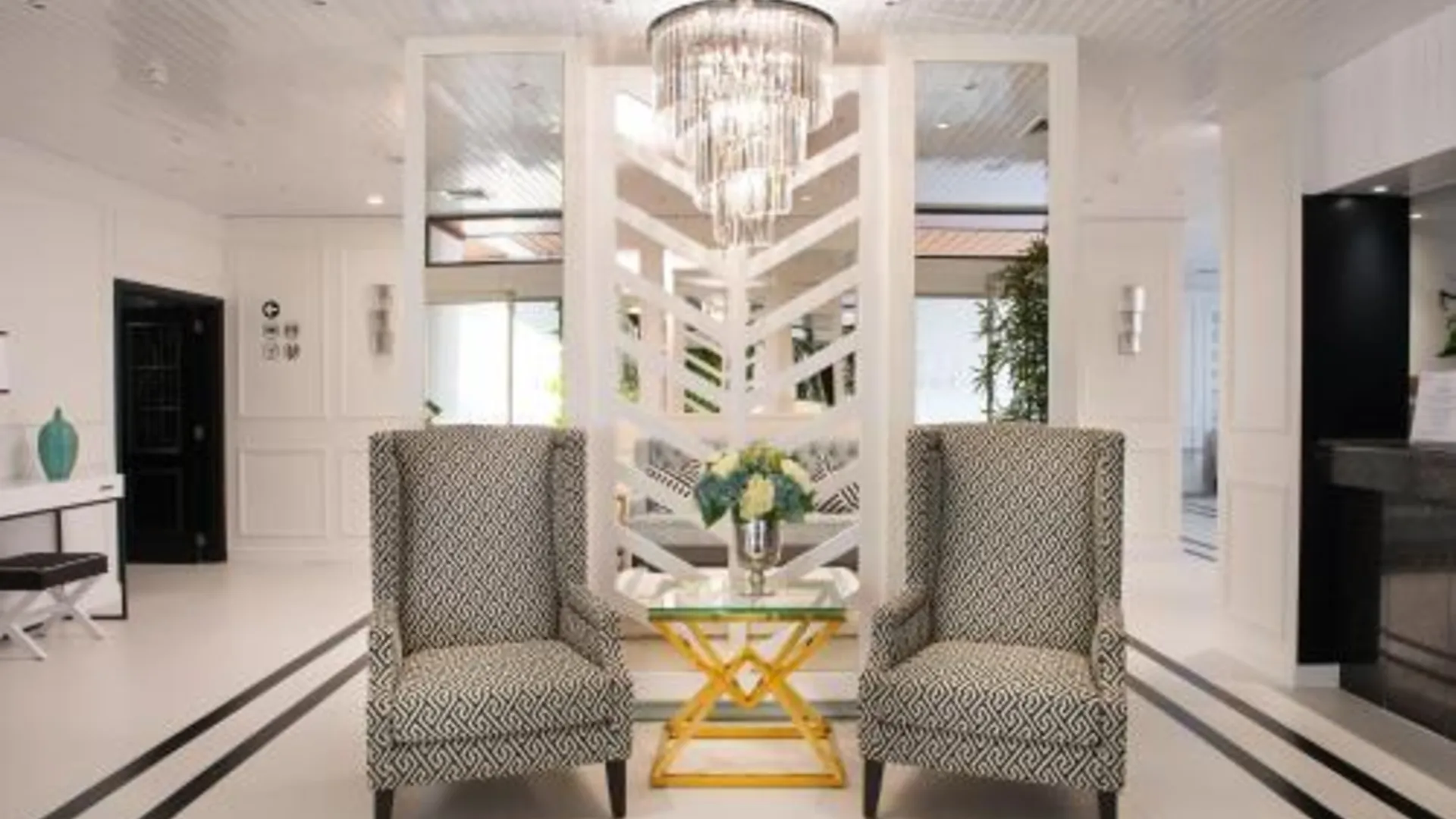 마리나 그란드 호텔 크리스탈 마리냐 3성급 호텔 로비