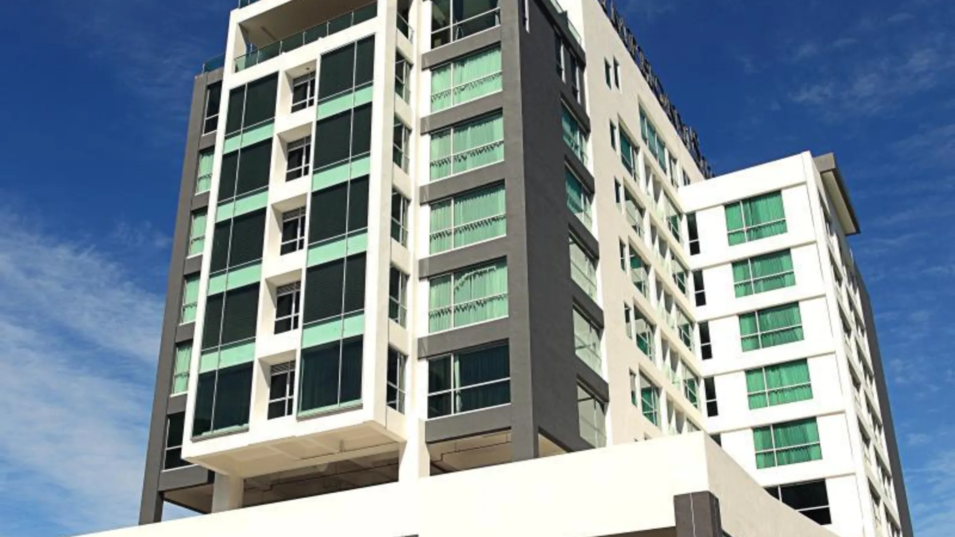 이포 심포니 스위트 호텔 4성급 호텔 객실