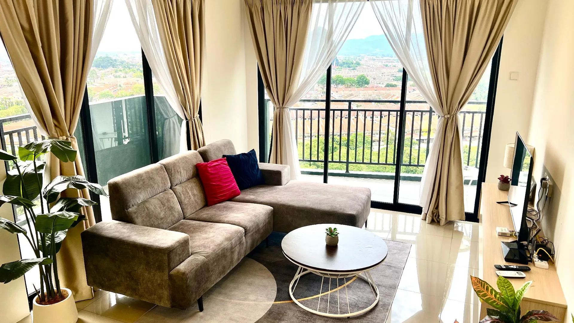 이포 탐분의 프라이빗 하우스 (99m², 침실 3개, 프라이빗 욕실 2개) 4성급 싱글룸 객실