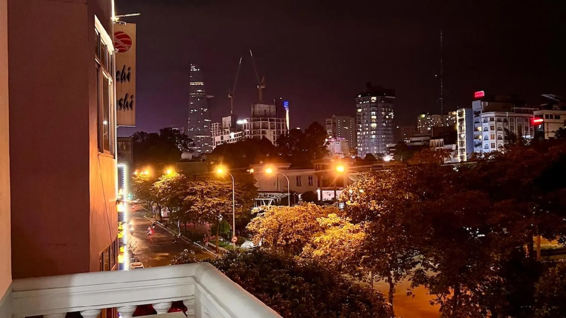 호치민 1군의 프라이빗 하우스 (m², 침실 1개, 프라이빗 욕실 1개) 2성급 싱글룸 로비