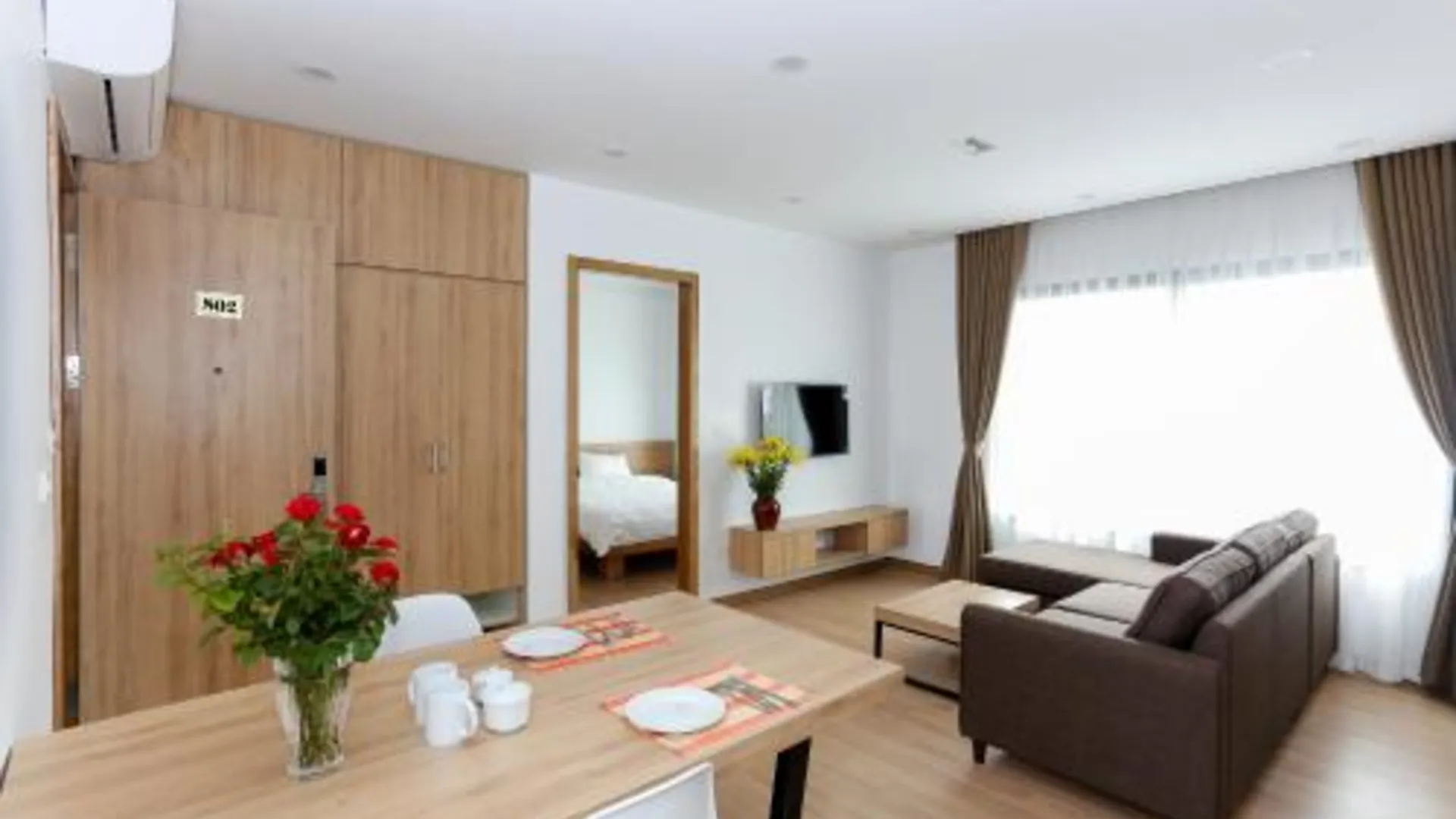 하노이 콰이어트 황꿕비엣 호텔 앤 아파트먼트 3성급 게스트하우스 스위트룸