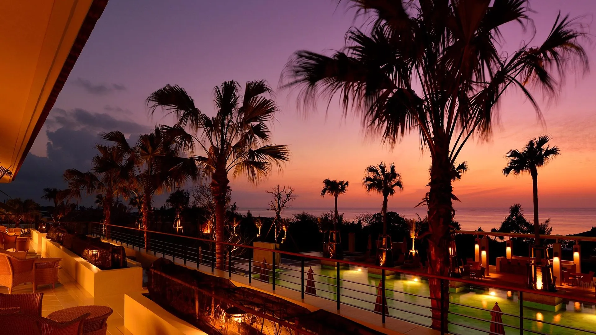 오키나와 본섬 더 우자 테라스 비치 클럽 빌라 5성급 호텔 외관