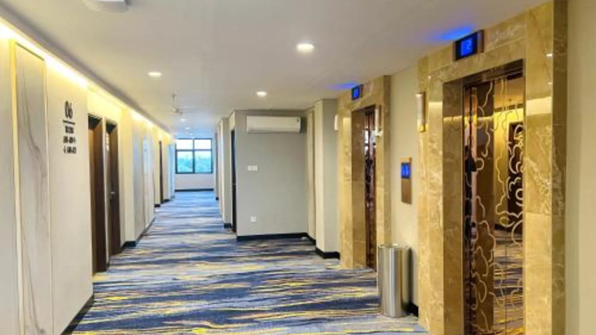 마카사르 d'primahotel Airport Sultan Hasanuddin Makassar 3성급 호텔 레스토랑