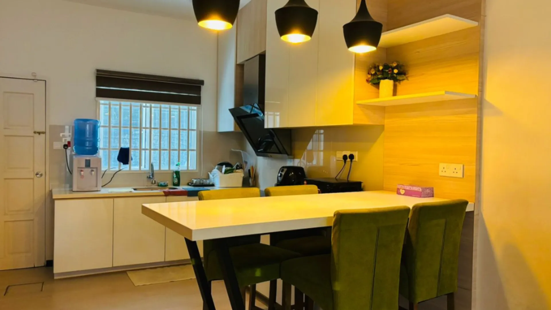 말라카 말라카 시내의 프라이빗 하우스 (m², 침실 5개, 프라이빗 욕실 5개) 3성급 게스트하우스 부대시설