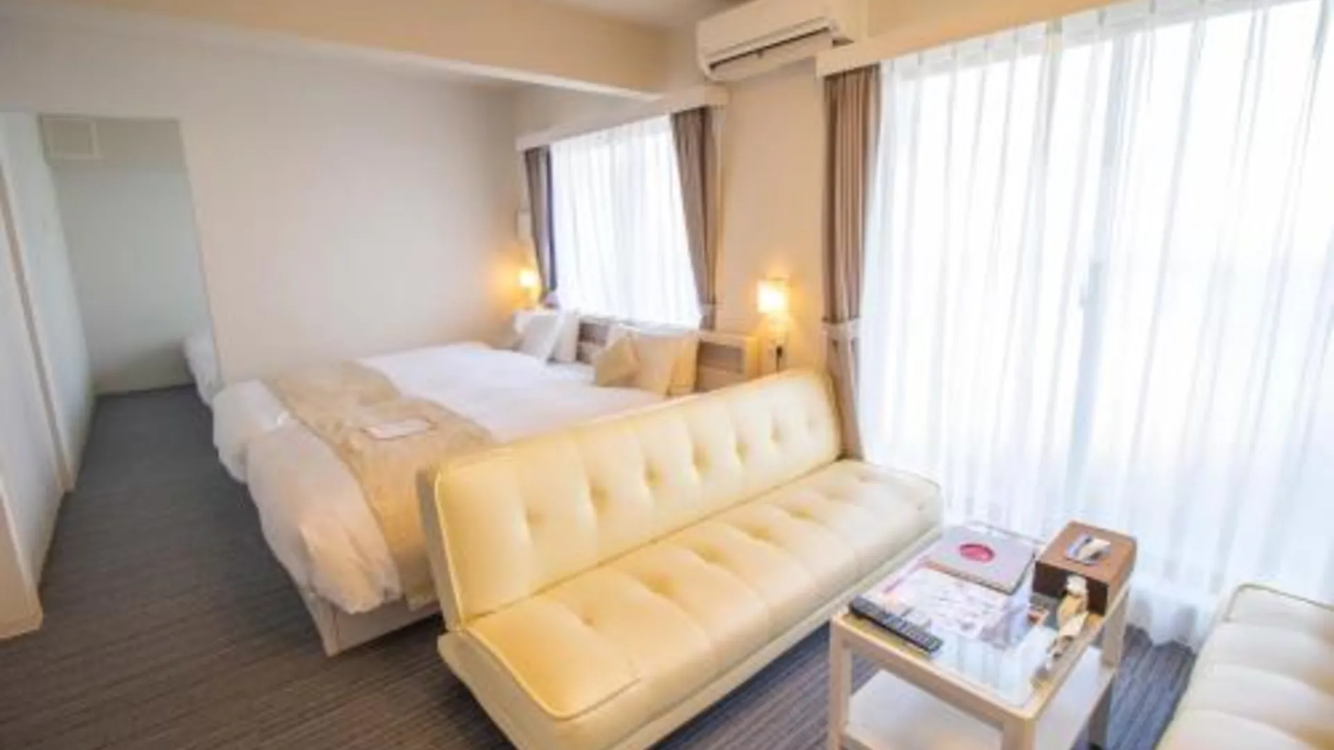 교토 프랑부아즈 교토 호텔 드 참 3성급 호텔 스위트룸