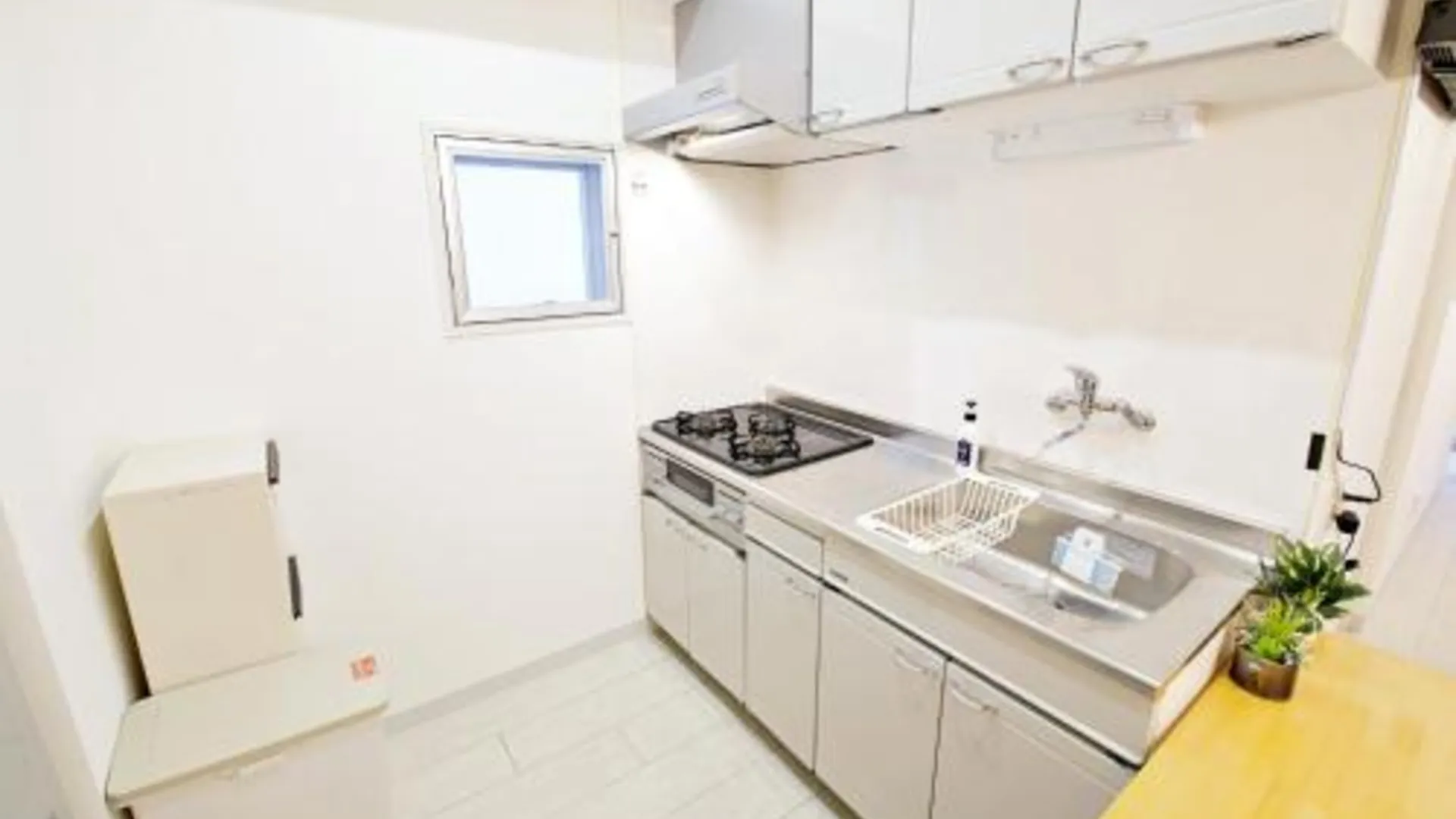 오키나와 본섬 ゆかるひ前島４F 2성급 싱글룸 외관