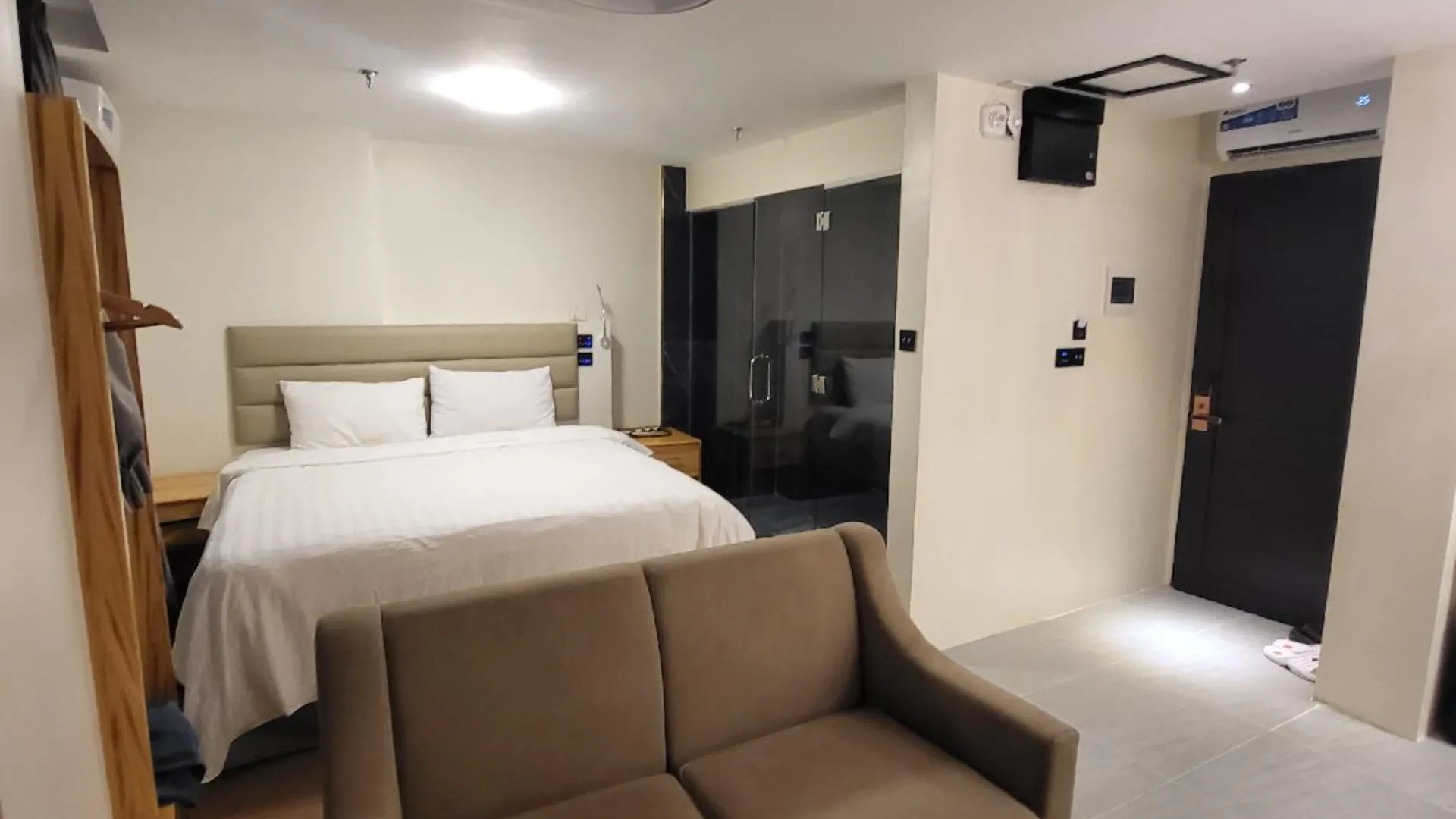 세부 셈프레 프리미어 인 막탄 에어포트 호텔 3성급 호텔 스위트룸