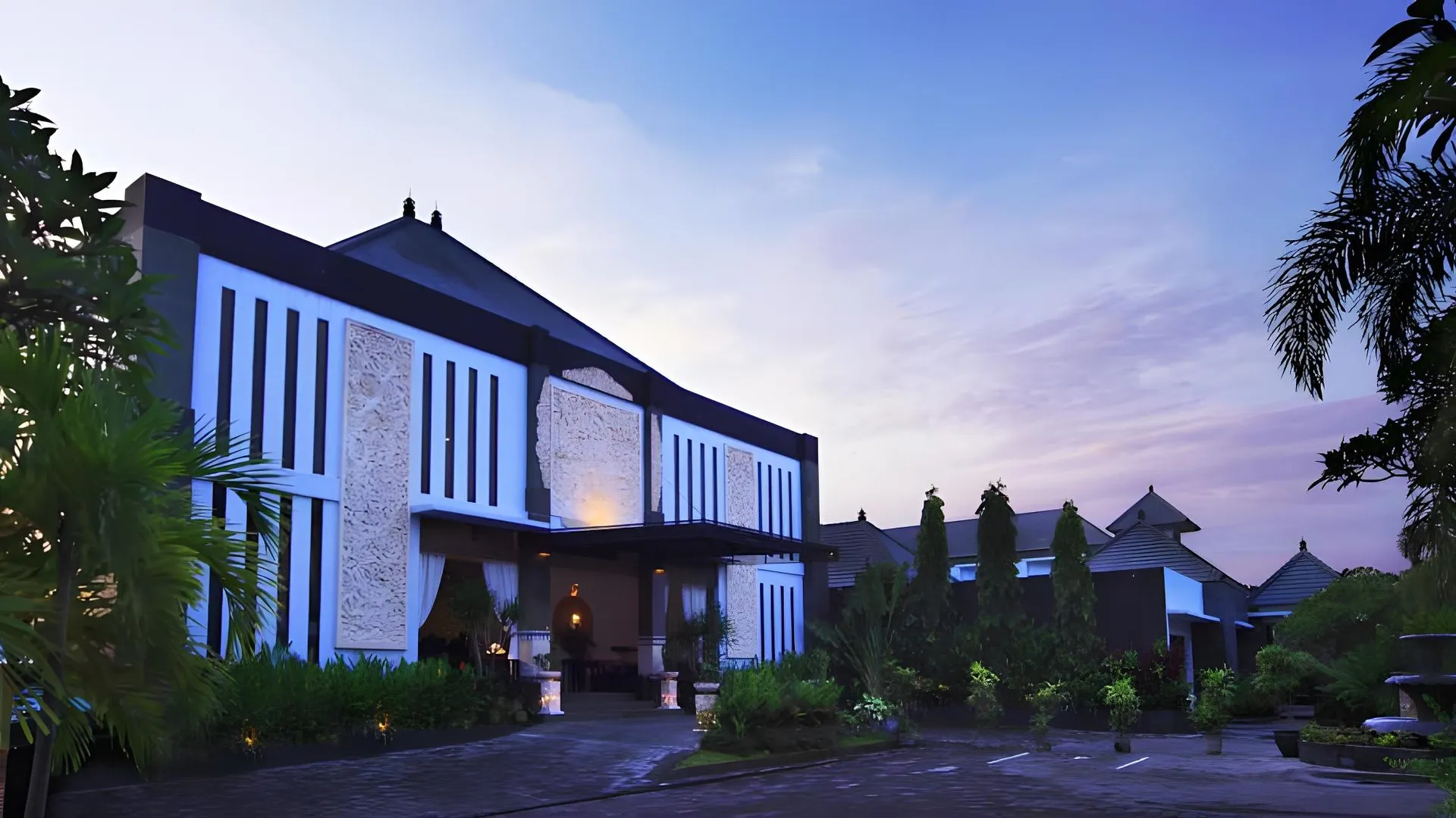 발리 더 래디언트 호텔 앤 스파 3성급 호텔 외관