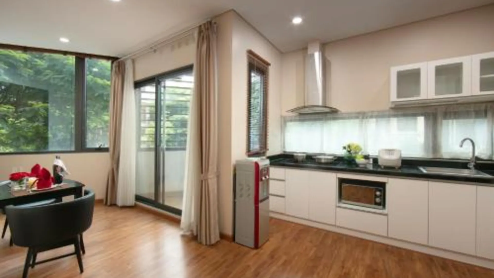 하노이 HB 서비스드 아파트먼트 - 12 트란 꾸이 키엔 3성급 호텔 레스토랑