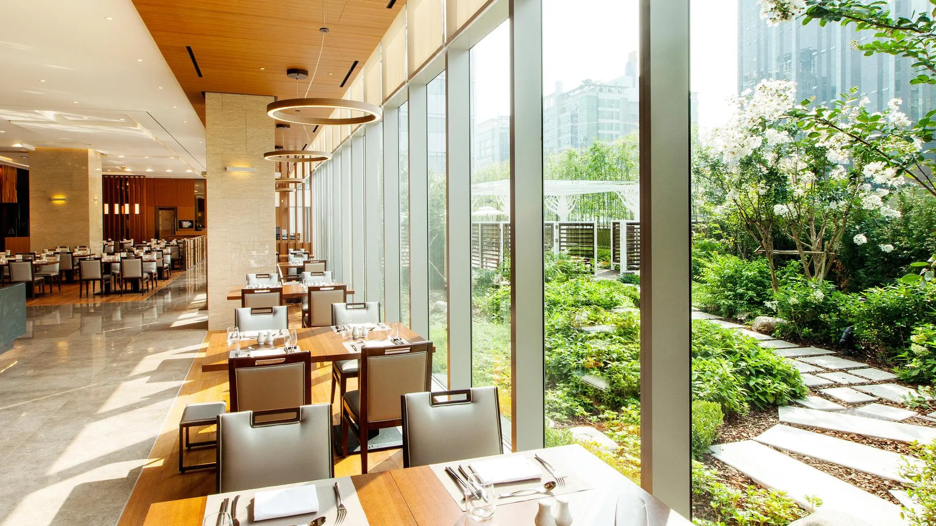 서울 롯데시티호텔 구로 3성급 호텔 로비