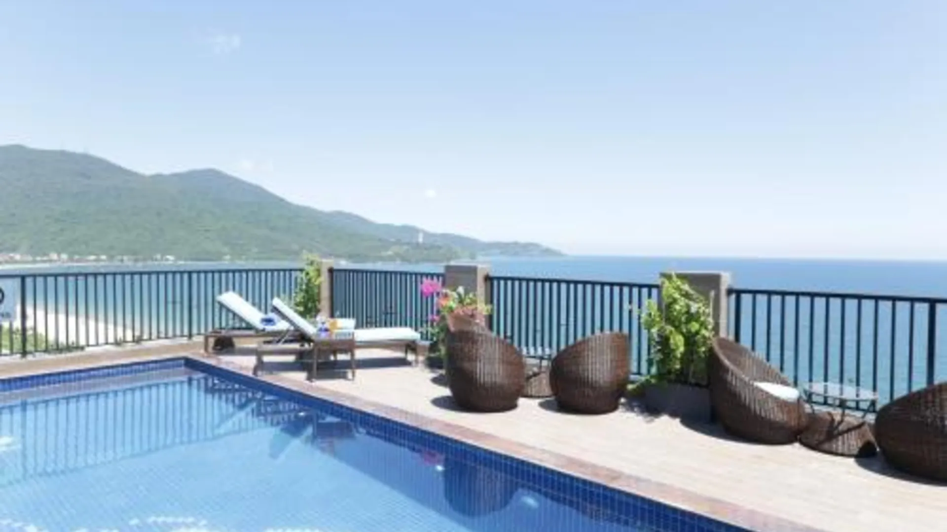 다낭 씨쇼어 호텔 - 아파트먼트 4성급 호텔 스위트룸