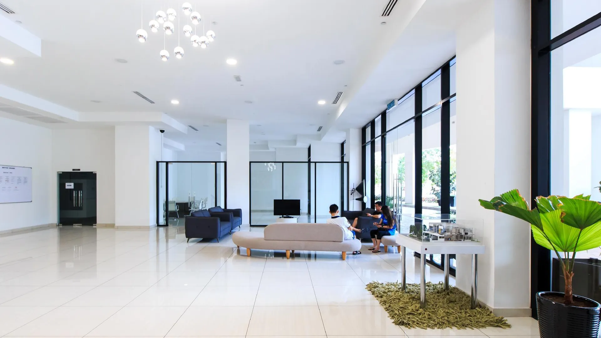 페탈링자야 엔코프 스트랜드 레지던스 앳 코타 다만사라 5성급 호텔 수영장