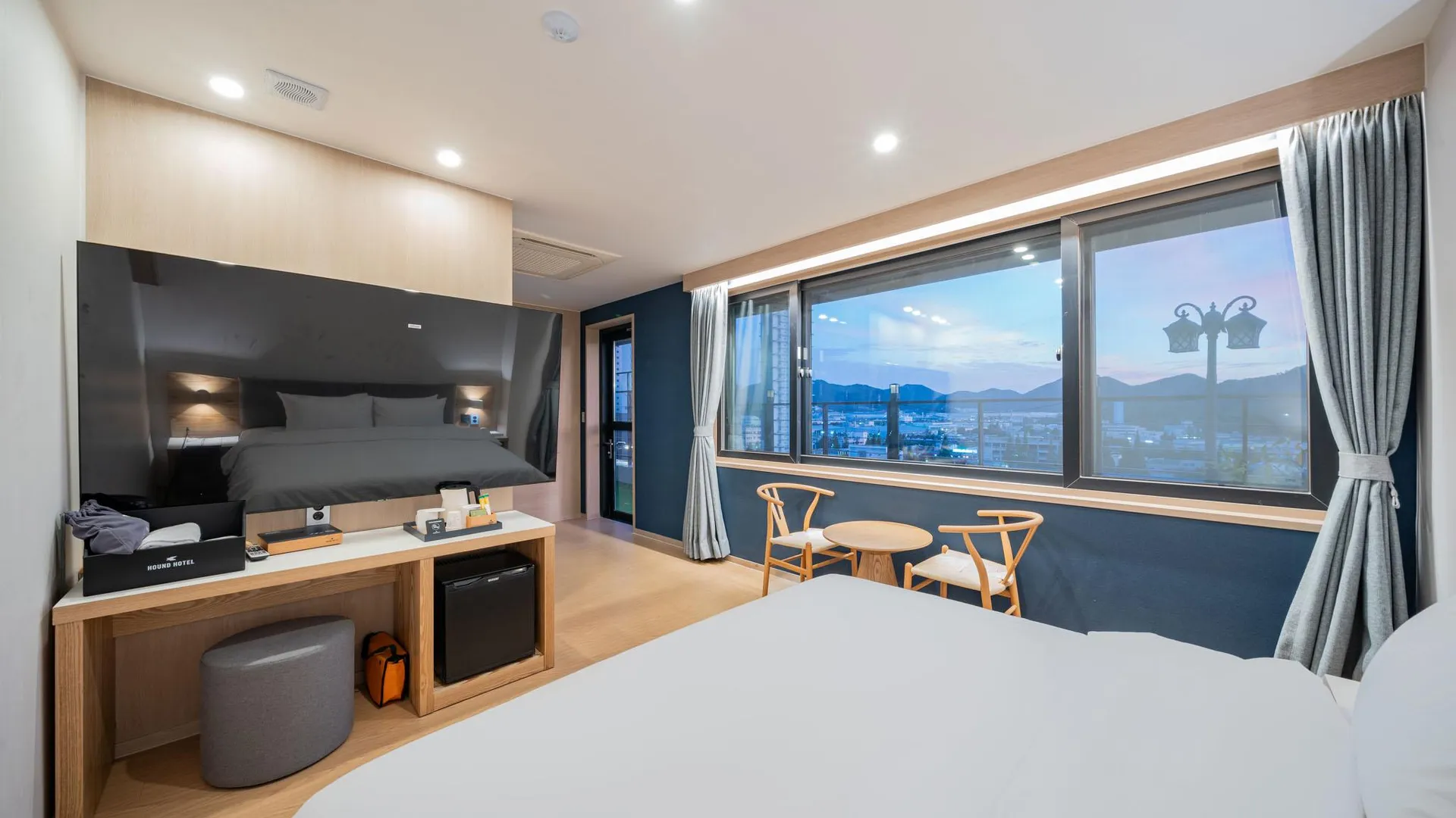 창원 하운드호텔 창원터미널점 3성급 호텔 스위트룸