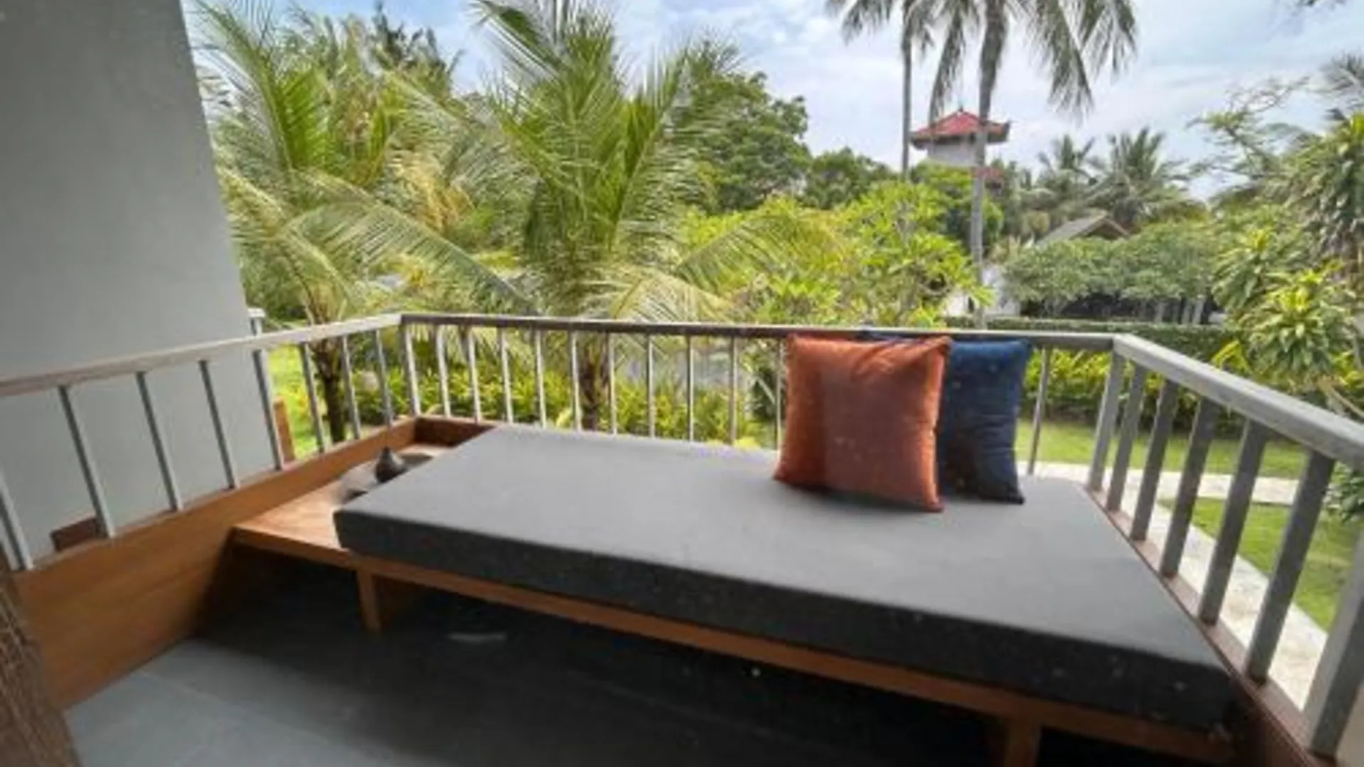 발리 우마데위 서프 앤 스위트 4성급 호텔 레스토랑