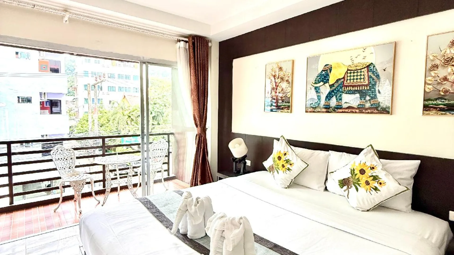 푸켓 타이 클래식 하우스 3성급 호텔 스위트룸