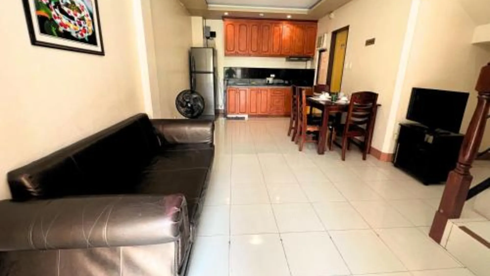 세부 마노라 아파트먼트 앤 게스트하우스 2성급 호텔 수영장